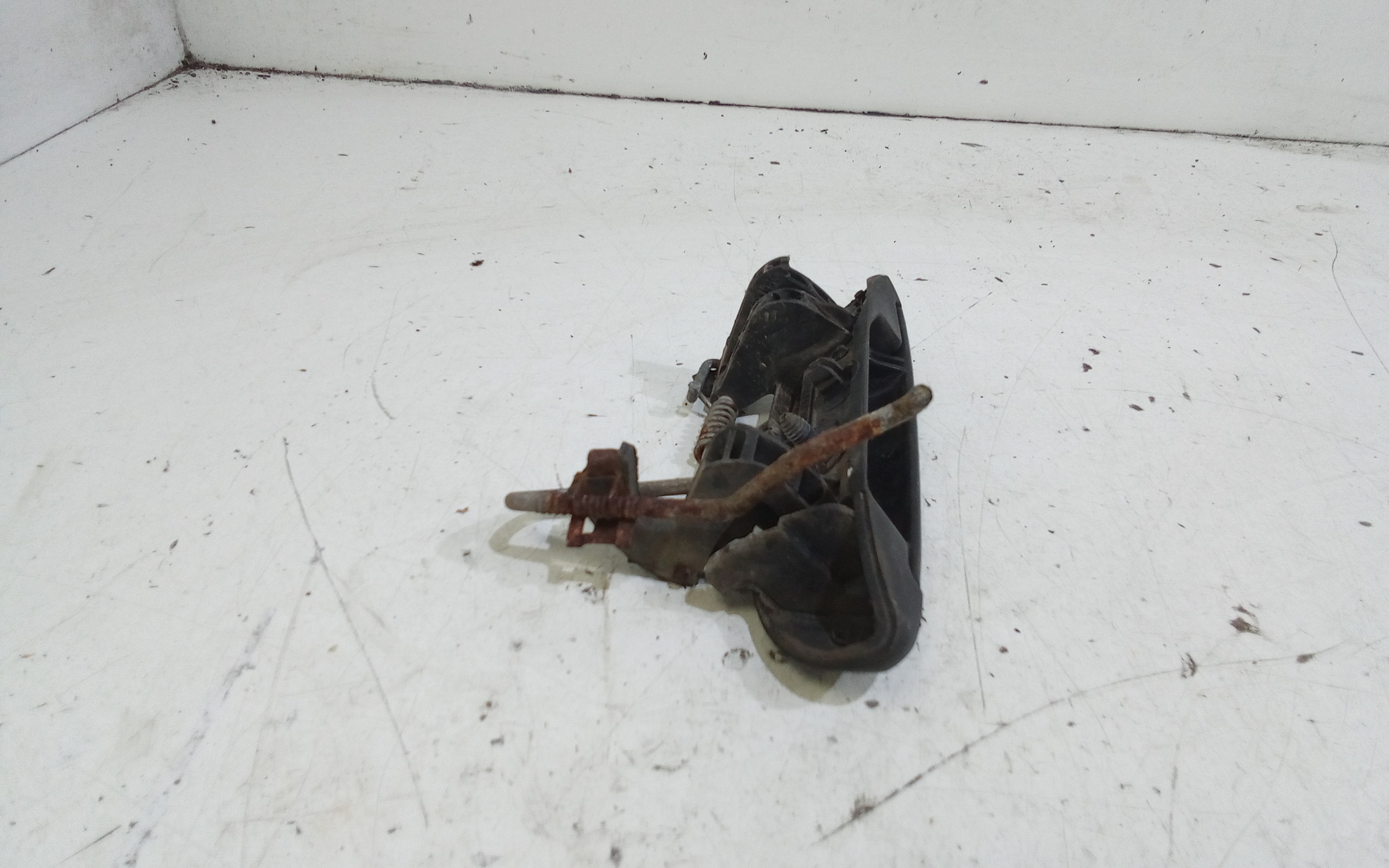 Maniglia esterna Posteriore Sinistra per Dacia Logan 1 Serie (2004 - 2008)