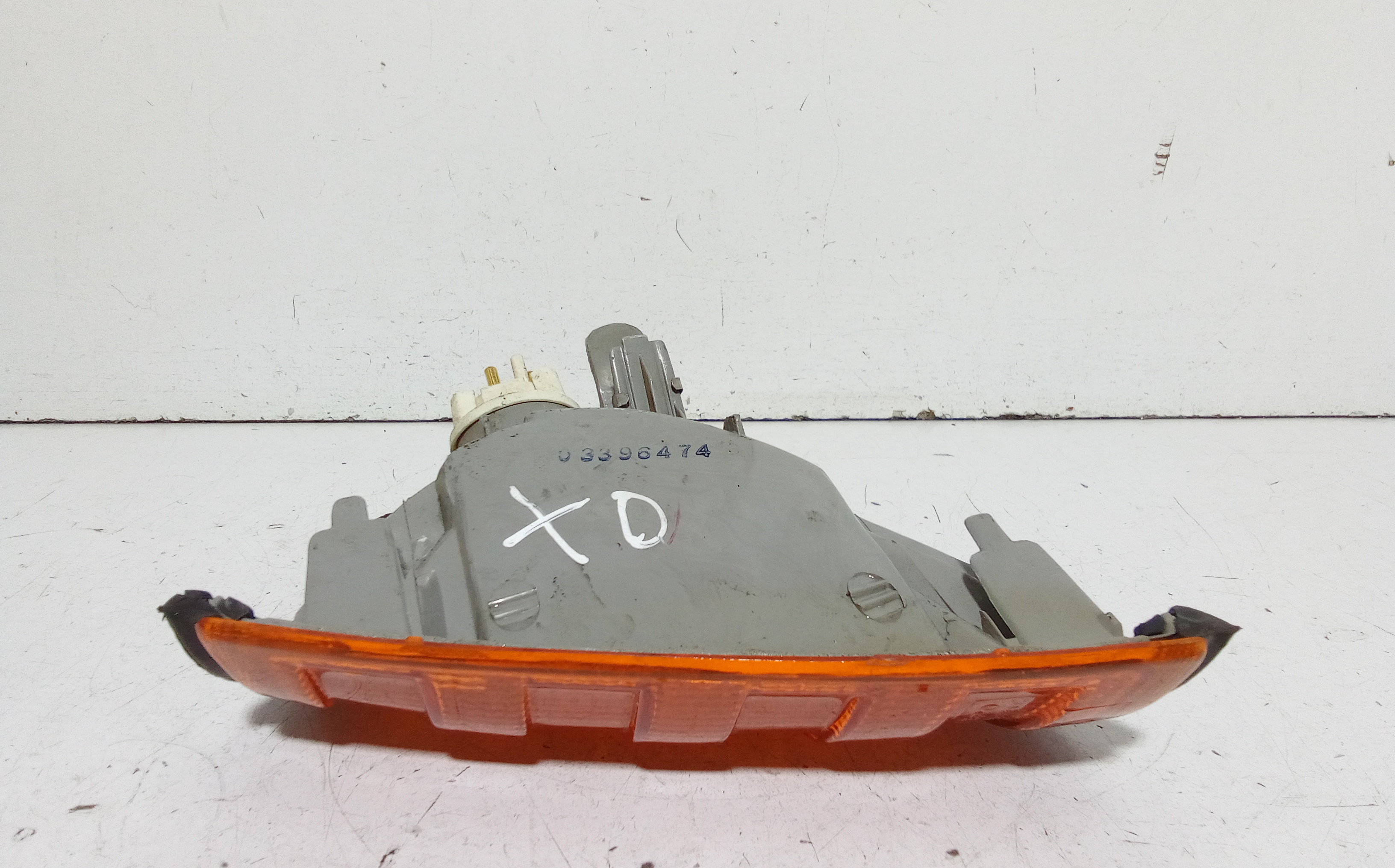 Freccia ant DX per Mercedes Classe E W124 (1993 - 1997)