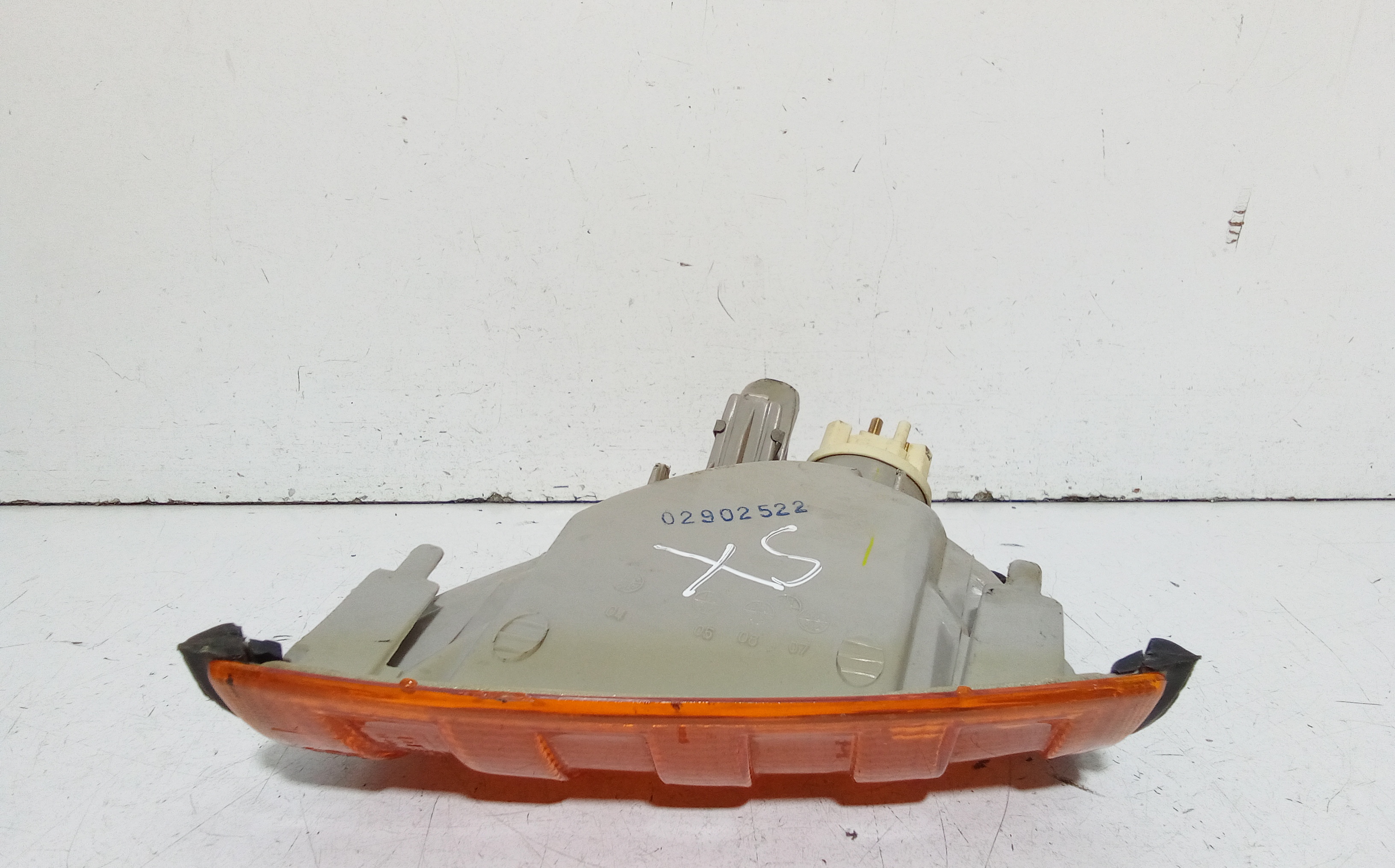 Freccia ant SX per Mercedes Classe E W124 (1993 - 1997)