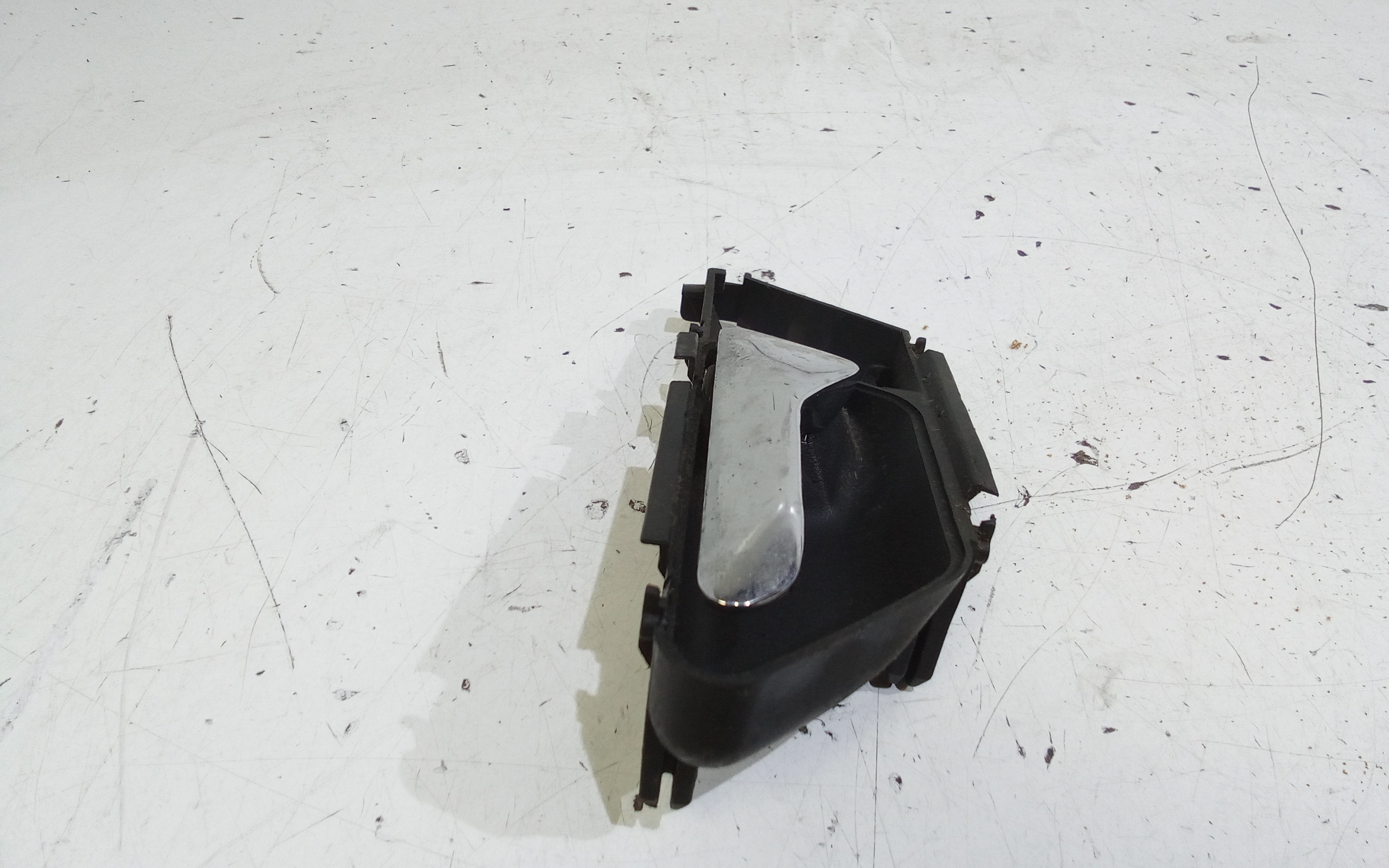 Maniglia interna anteriore Sinistra per Mercedes Classe E W124 (1993 - 1997)