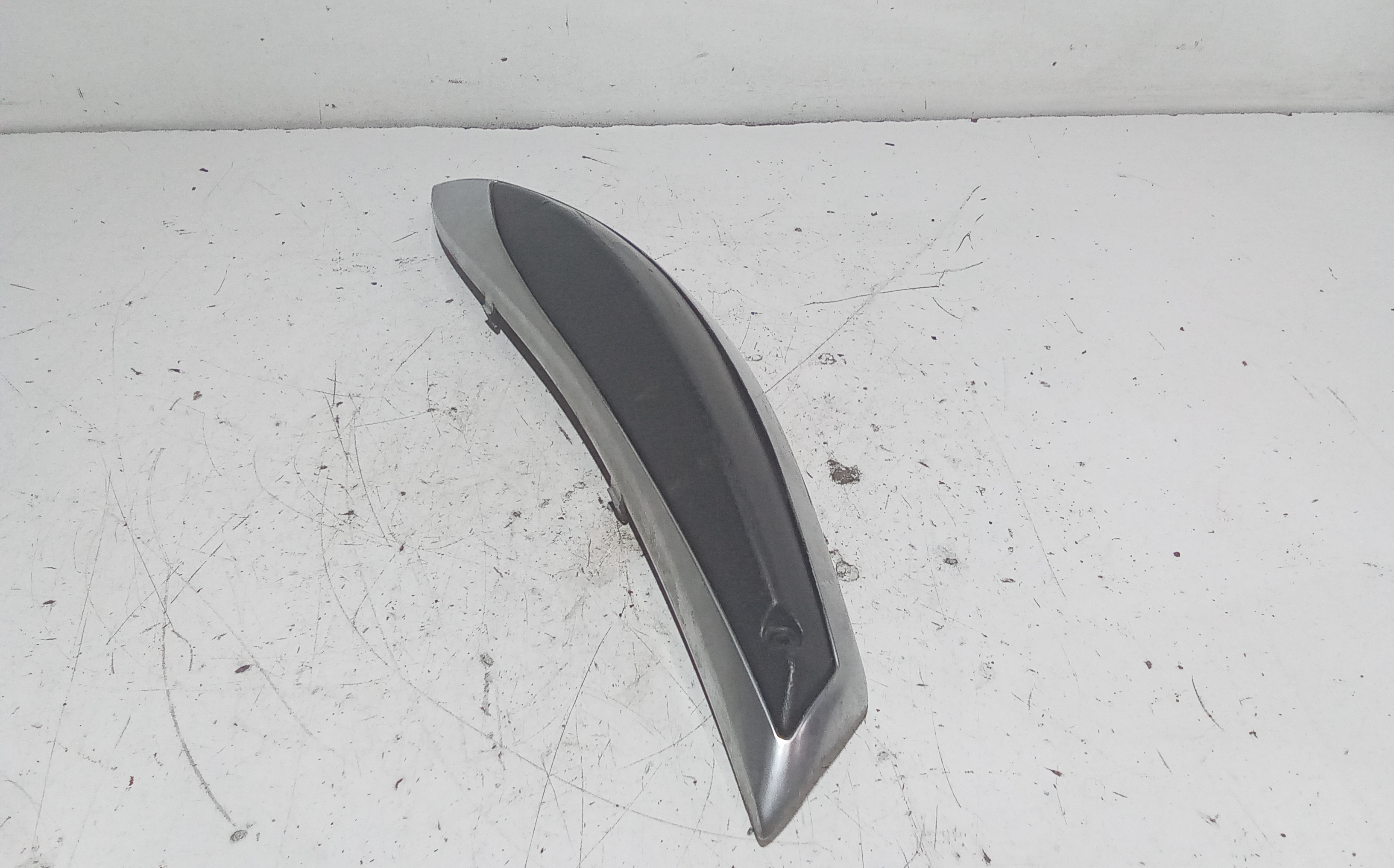 Modanatura Carena Posteriore SX per Piaggio Beverly 250 Serie (2001 - In produzione)