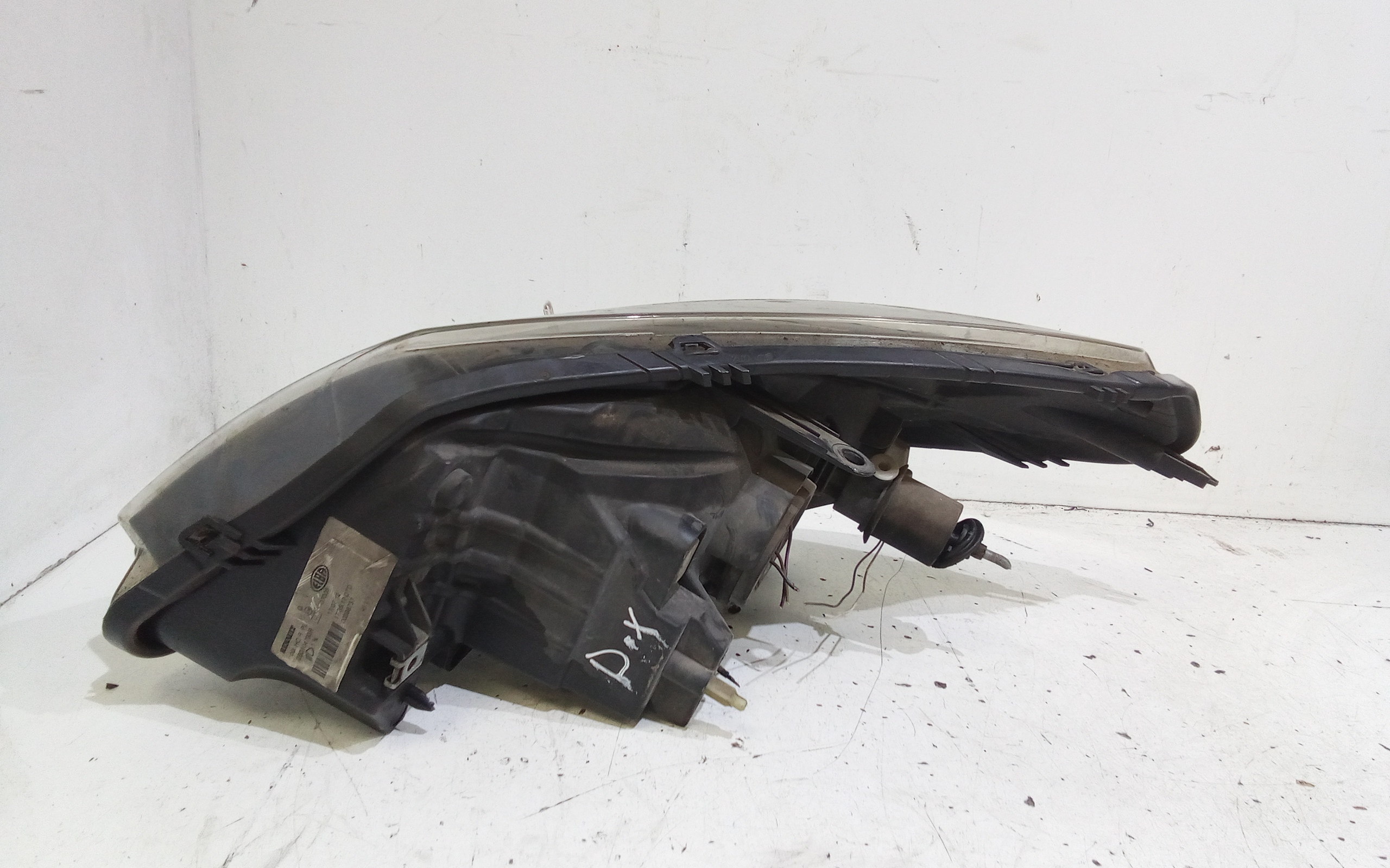 Faro anteriore Destro Passeggero per Dacia Sandero 1 Serie (2008 - 2012)