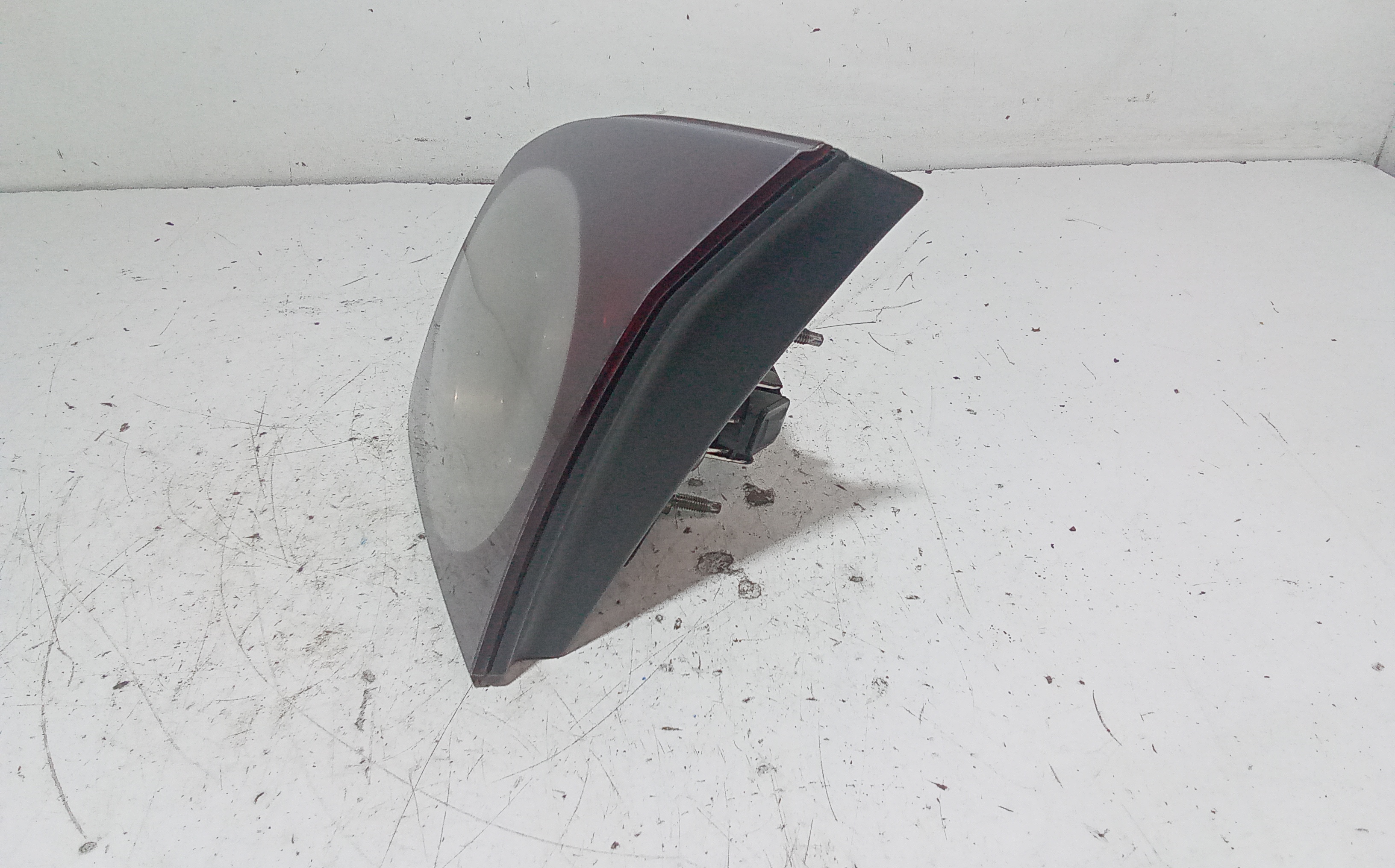 Stop Posteriore Destro Integrato nel Portello per Volkswagen Golf 5 Plus (04>08)