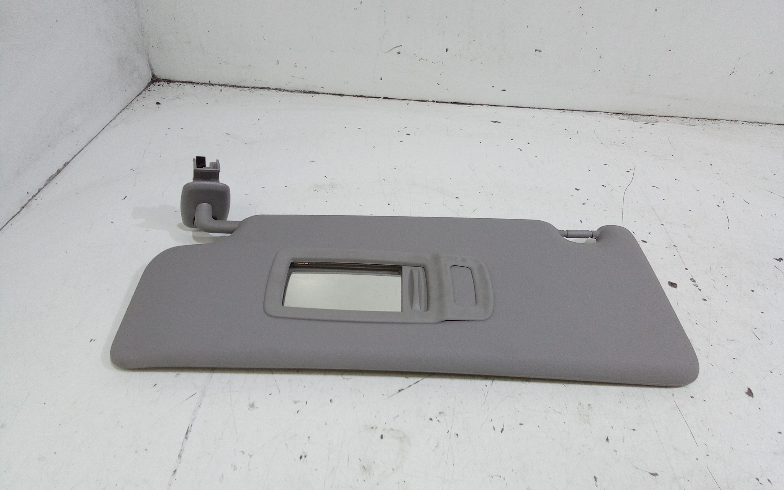 Parasole aletta anteriore Lato Guida per Bmw Serie 1 F40 (19>) (2019 - In produzione)