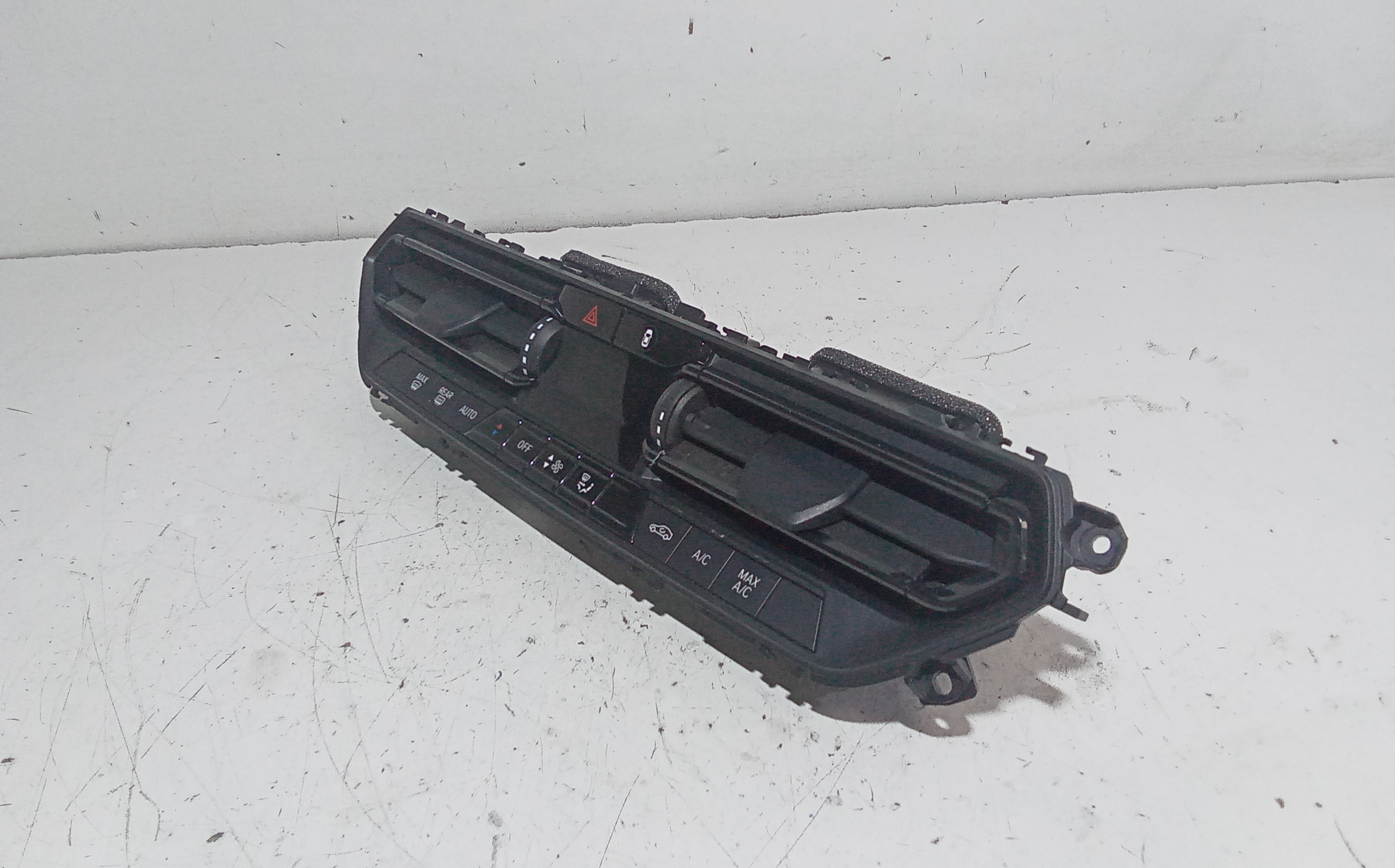 Pulsantiera Centrale per Bmw Serie 1 F40 (19>) (2019 - In produzione)