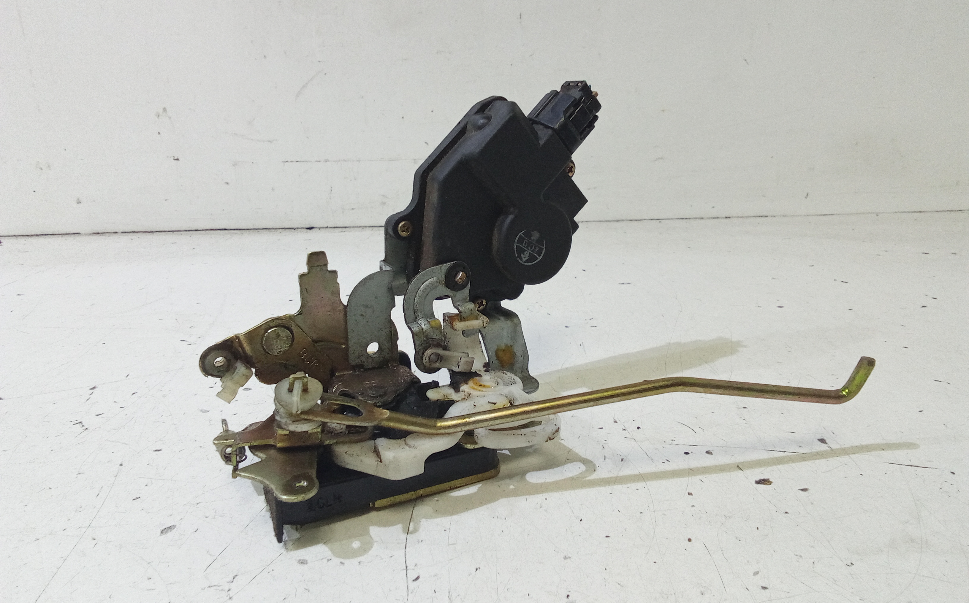 Serratura Anteriore Destra per Kia Rio 2 Serie (2003 - 2005)