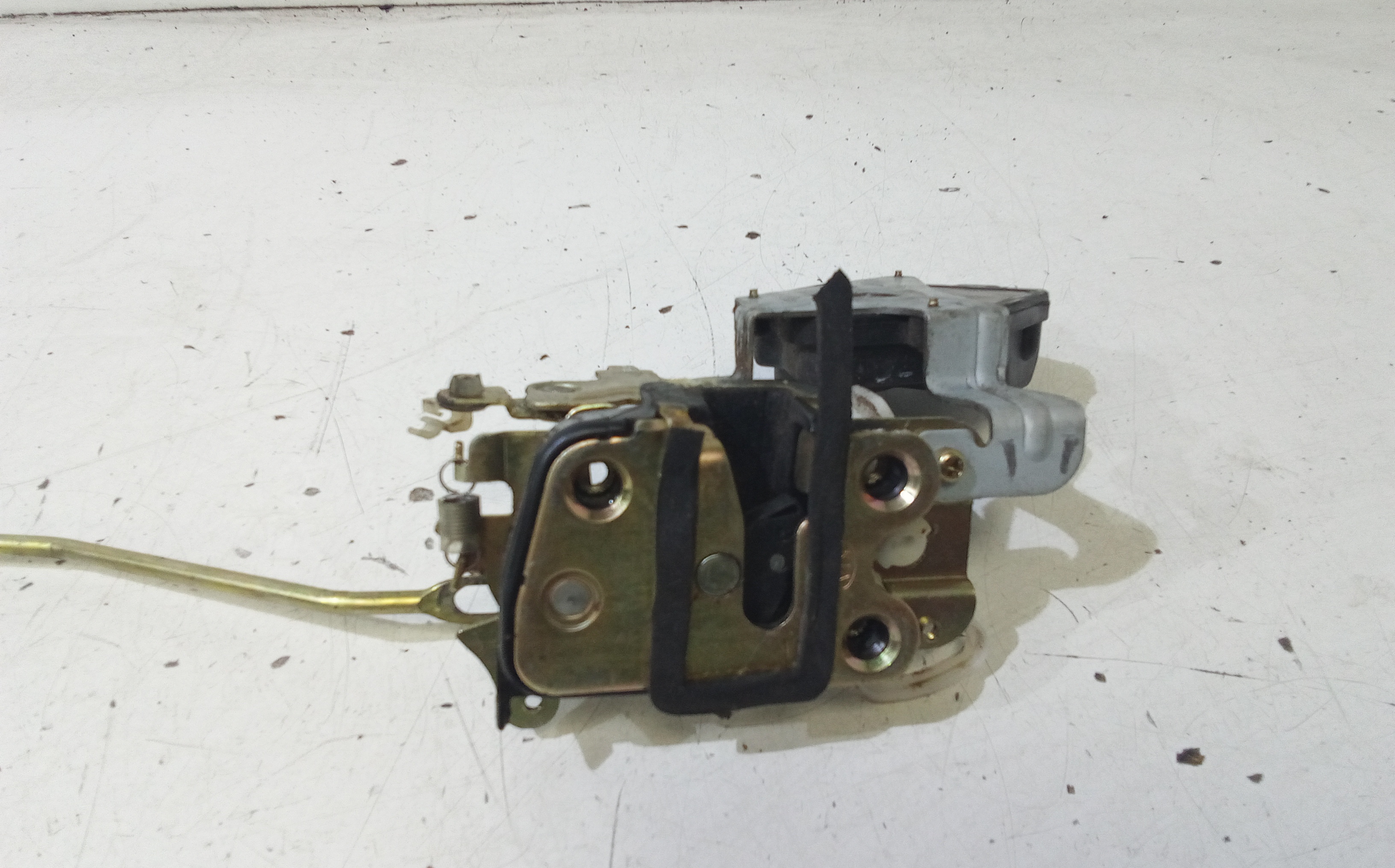 Serratura Anteriore Sinistra per Toyota Yaris Serie (99>03) (1999 - 2003)