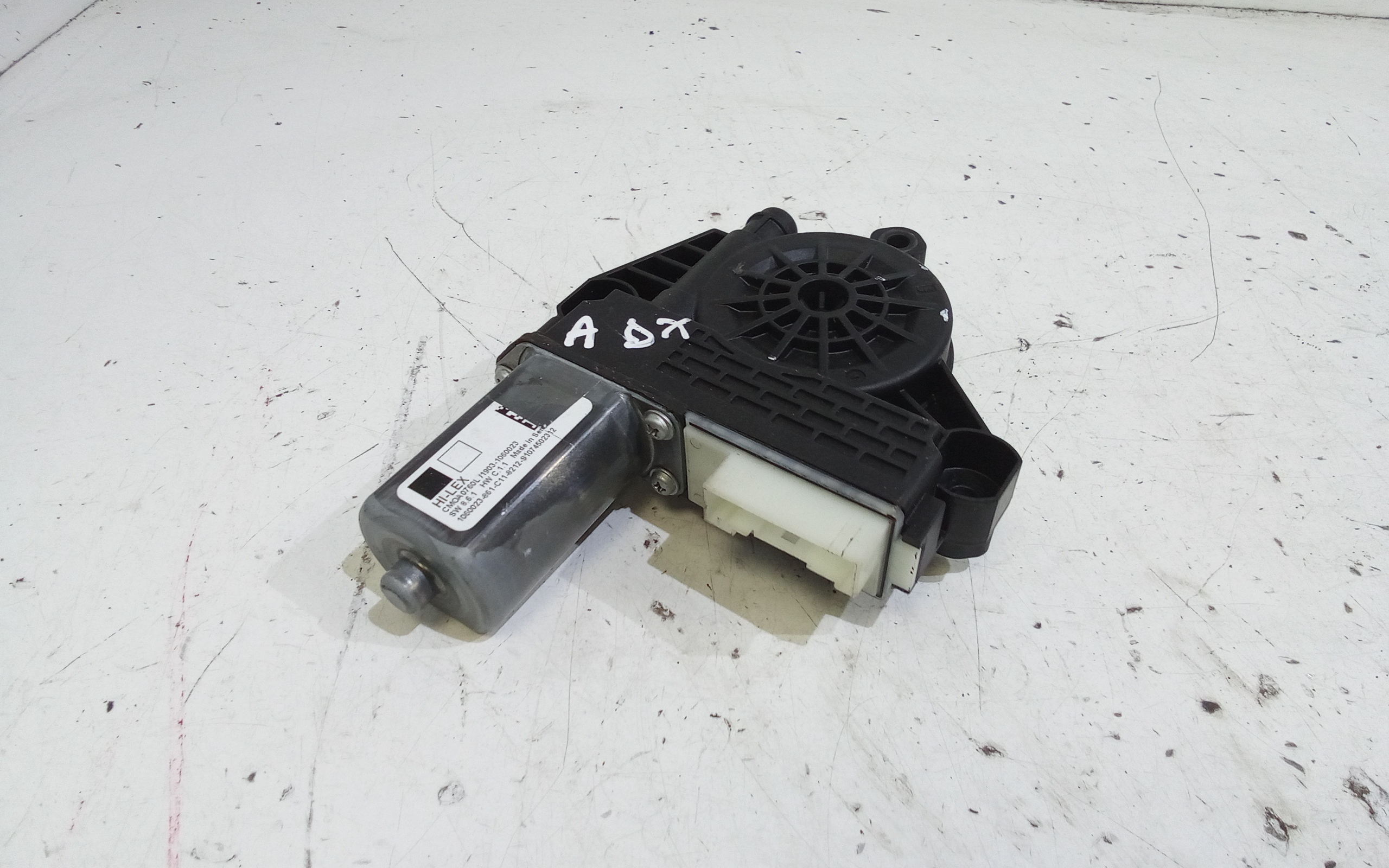 Motorino Alzavetro anteriore destra per Bmw Serie 1 F40 (19>) (2019 - In produzione)