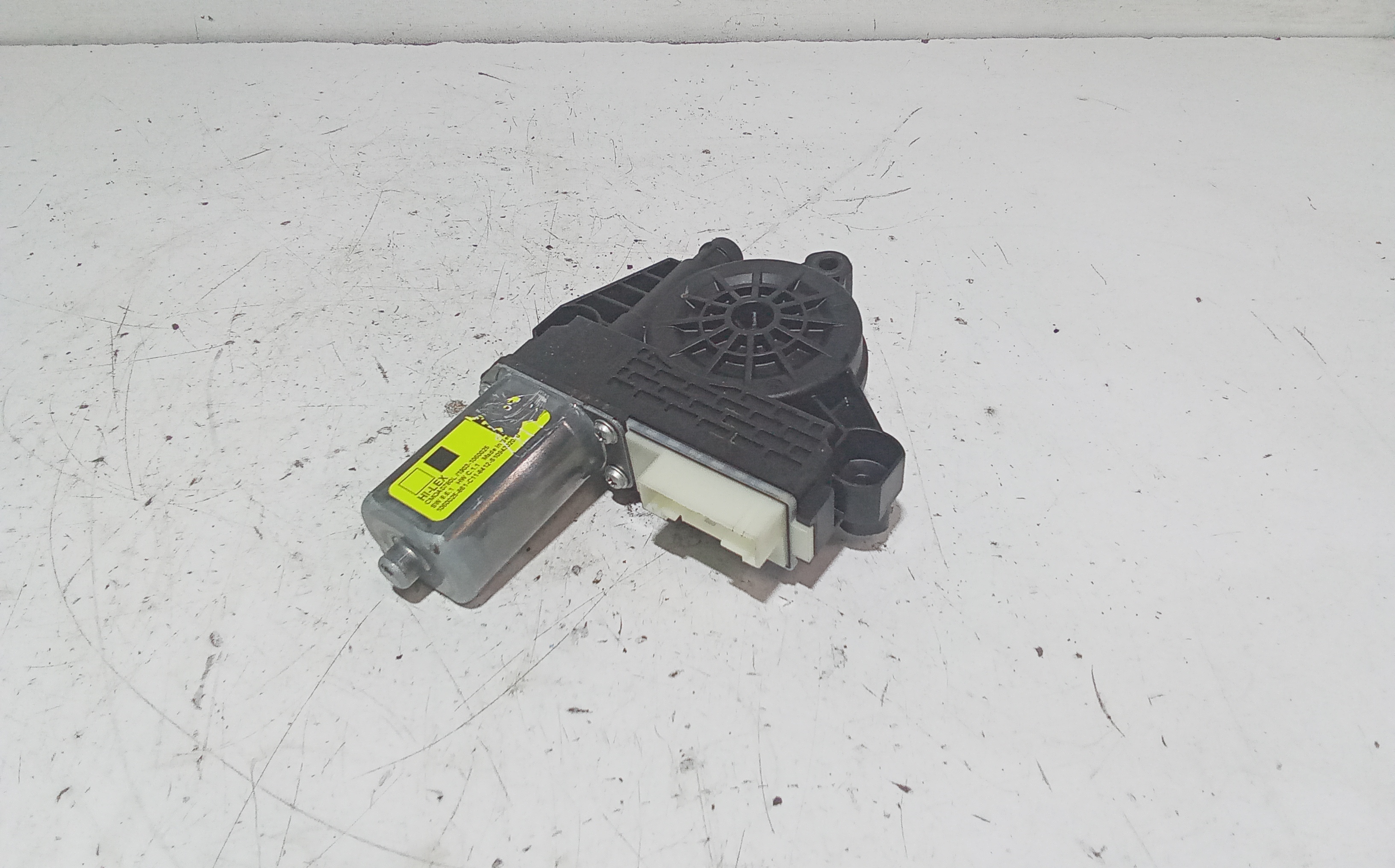 Motorino Alzavetro posteriore destra per Bmw Serie 1 F40 (19>) (2019 - In produzione)