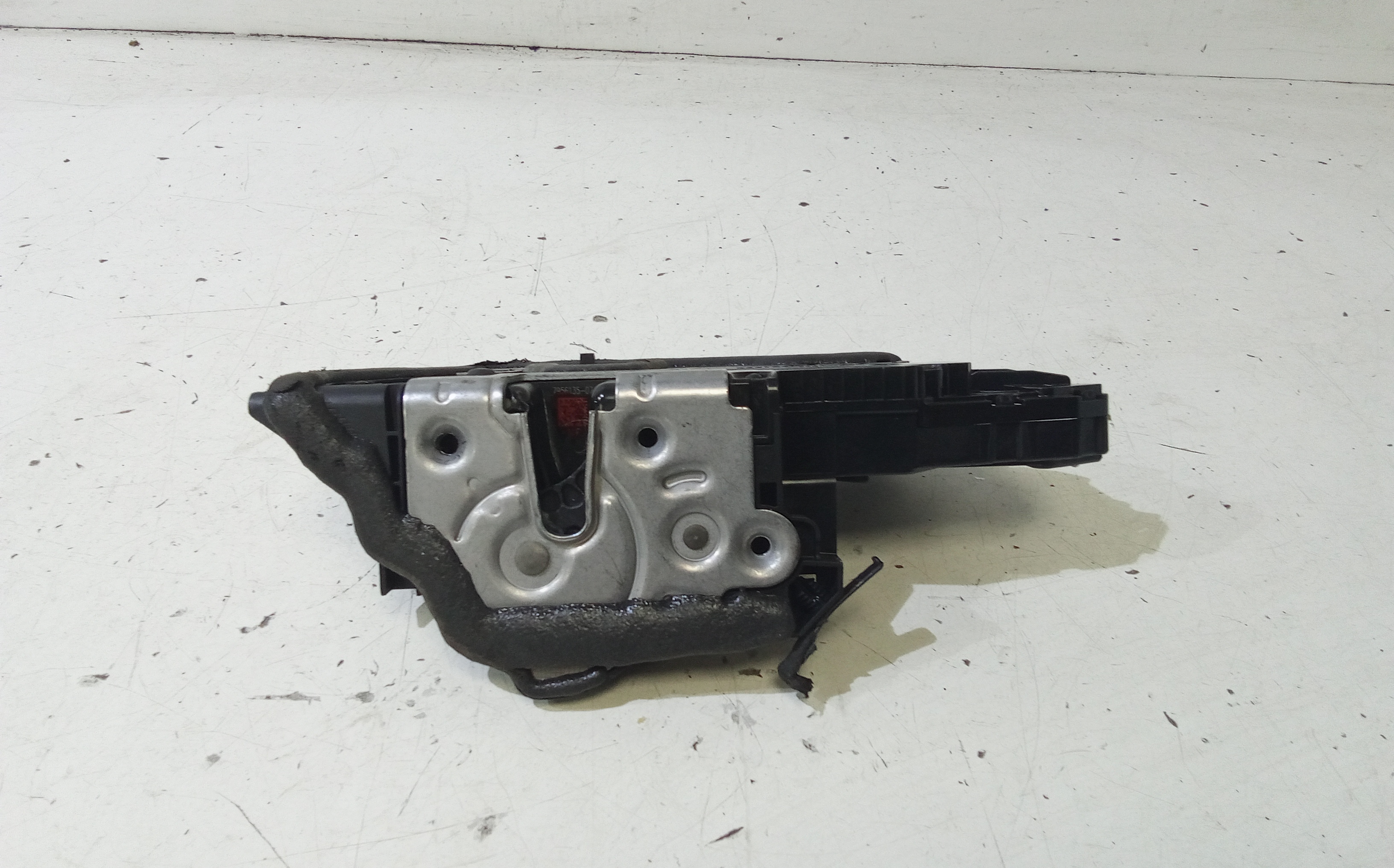 Serratura Anteriore Sinistra per Bmw Serie 1 F40 (19>) (2019 - In produzione)