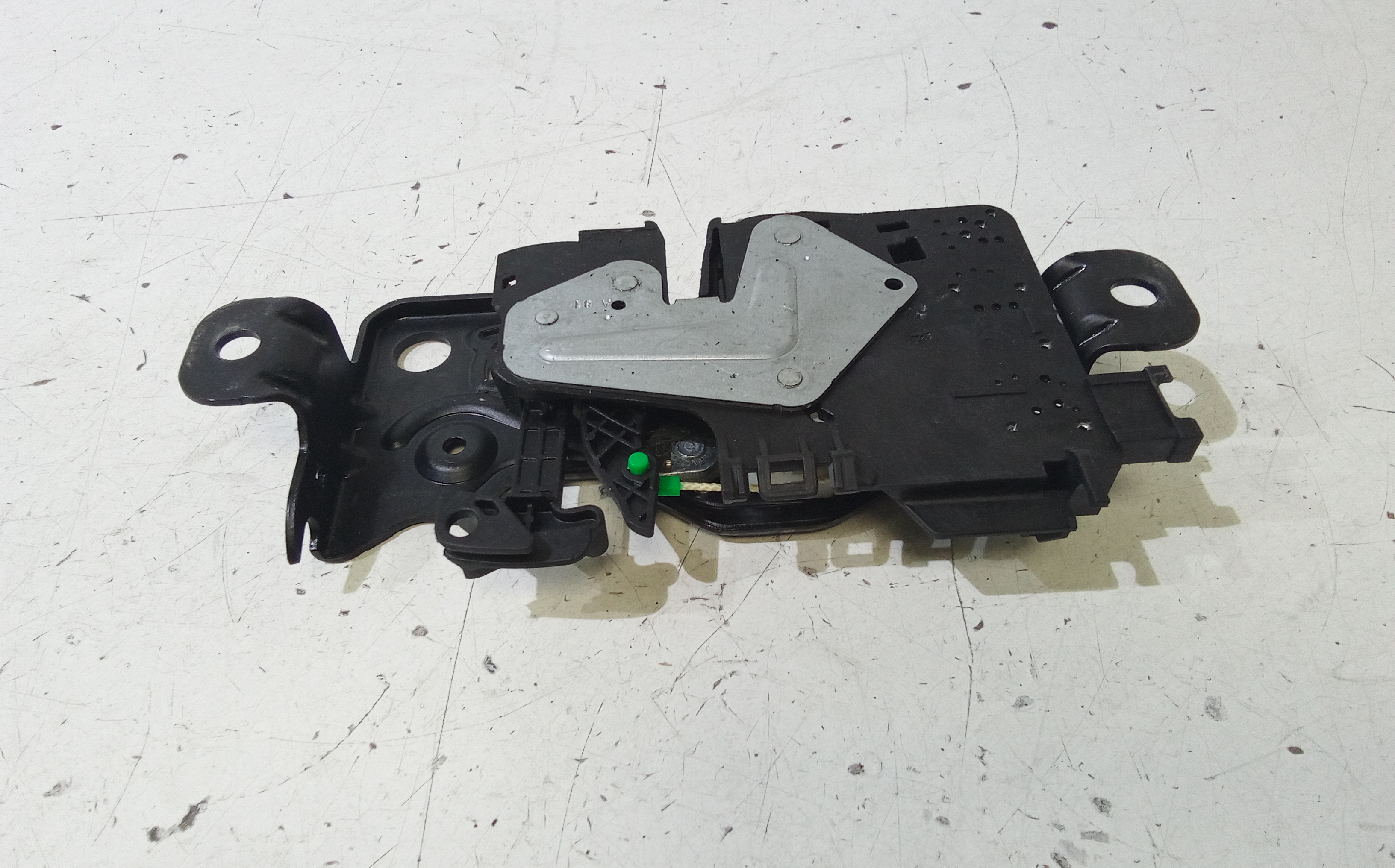 Serratura Cofano Posteriore per Bmw Serie 1 F40 (19>) (2019 - In produzione)