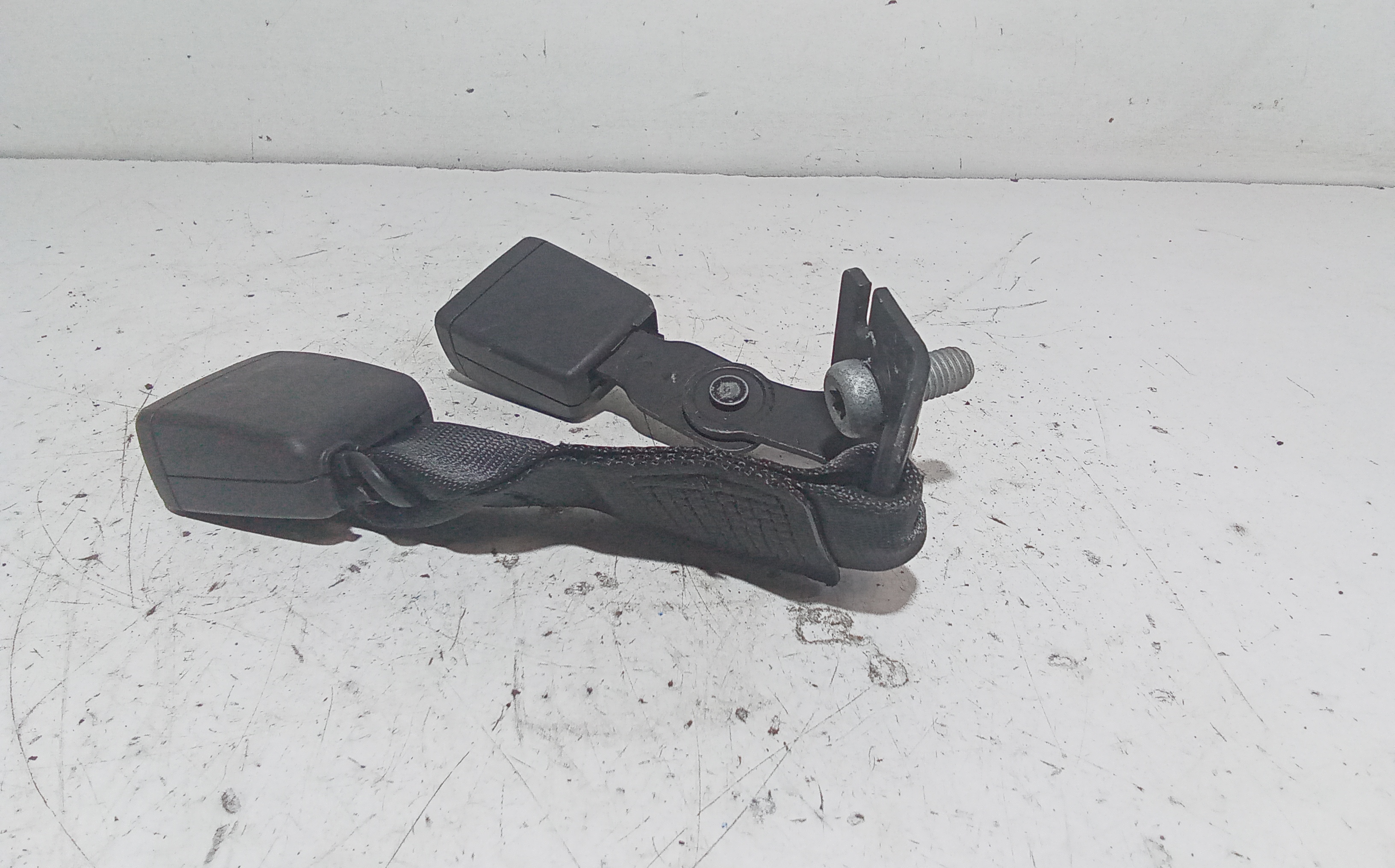 Aggancio cintura di sicurezza ant sx GUIDA per Bmw Serie 1 F40 (19>) (2019 - In produzione)