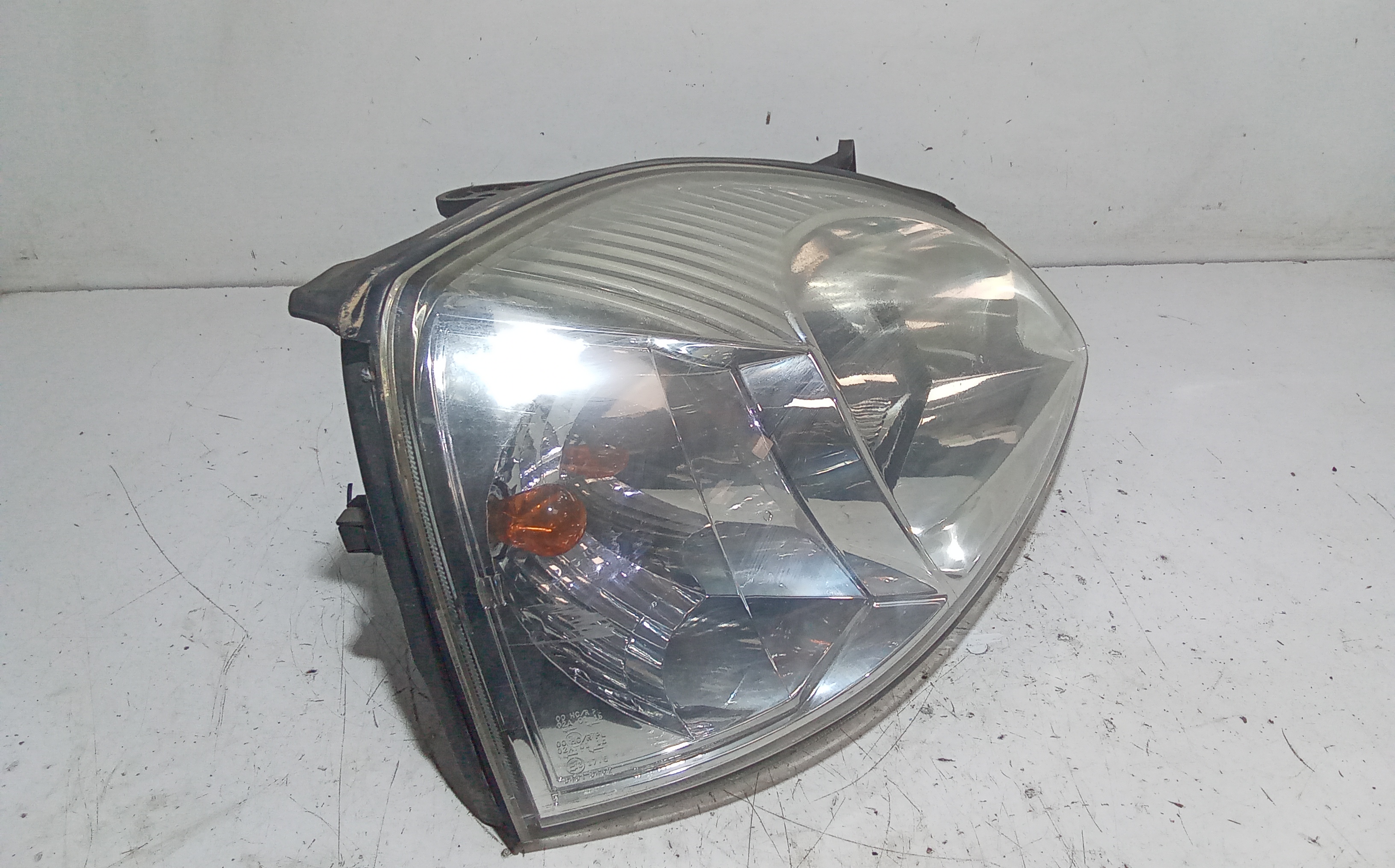 Faro anteriore Destro Passeggero per Kia Rio 2 Serie (2003 - 2005)