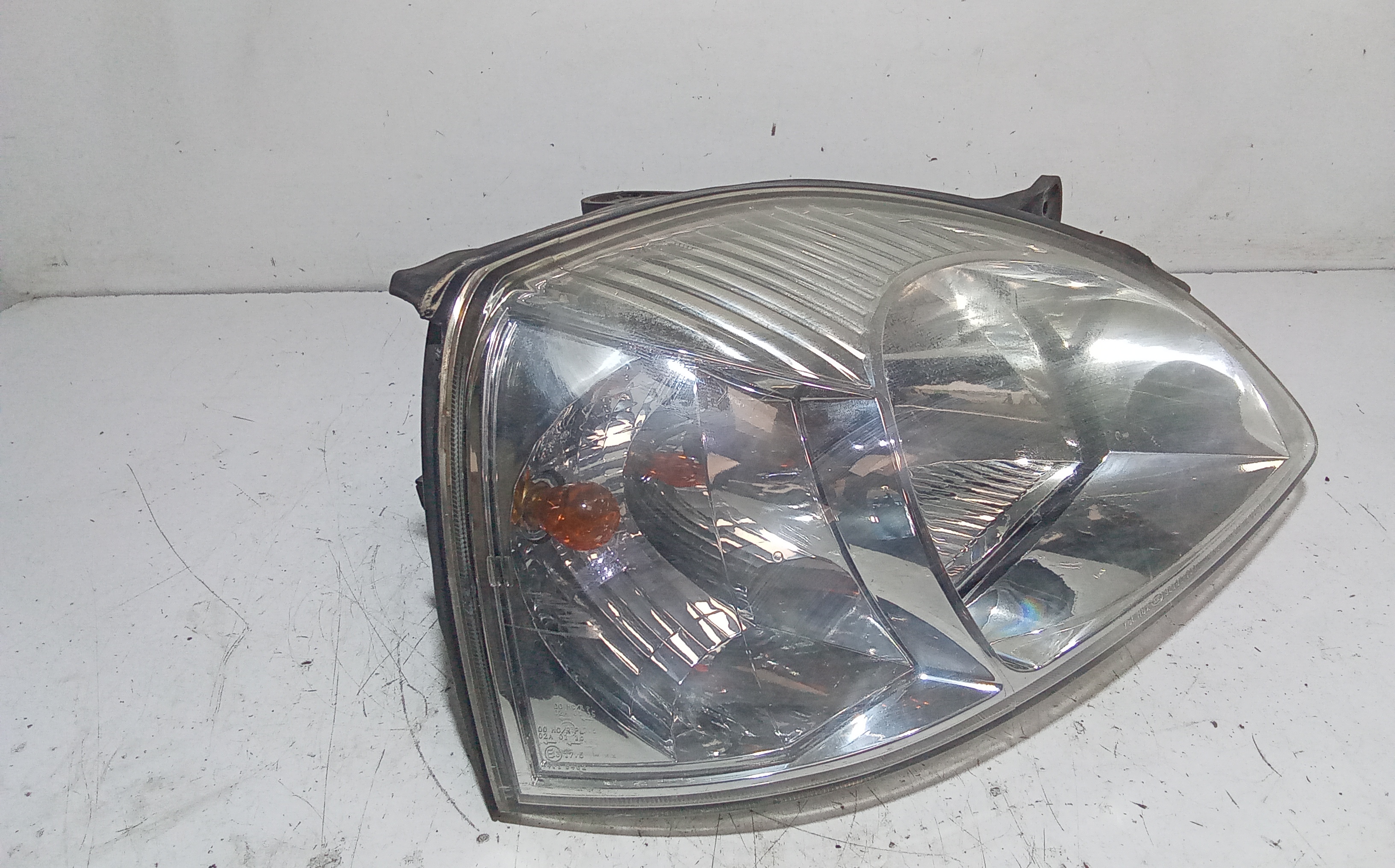 Faro anteriore Destro Passeggero per Kia Rio 2 Serie (2003 - 2005)