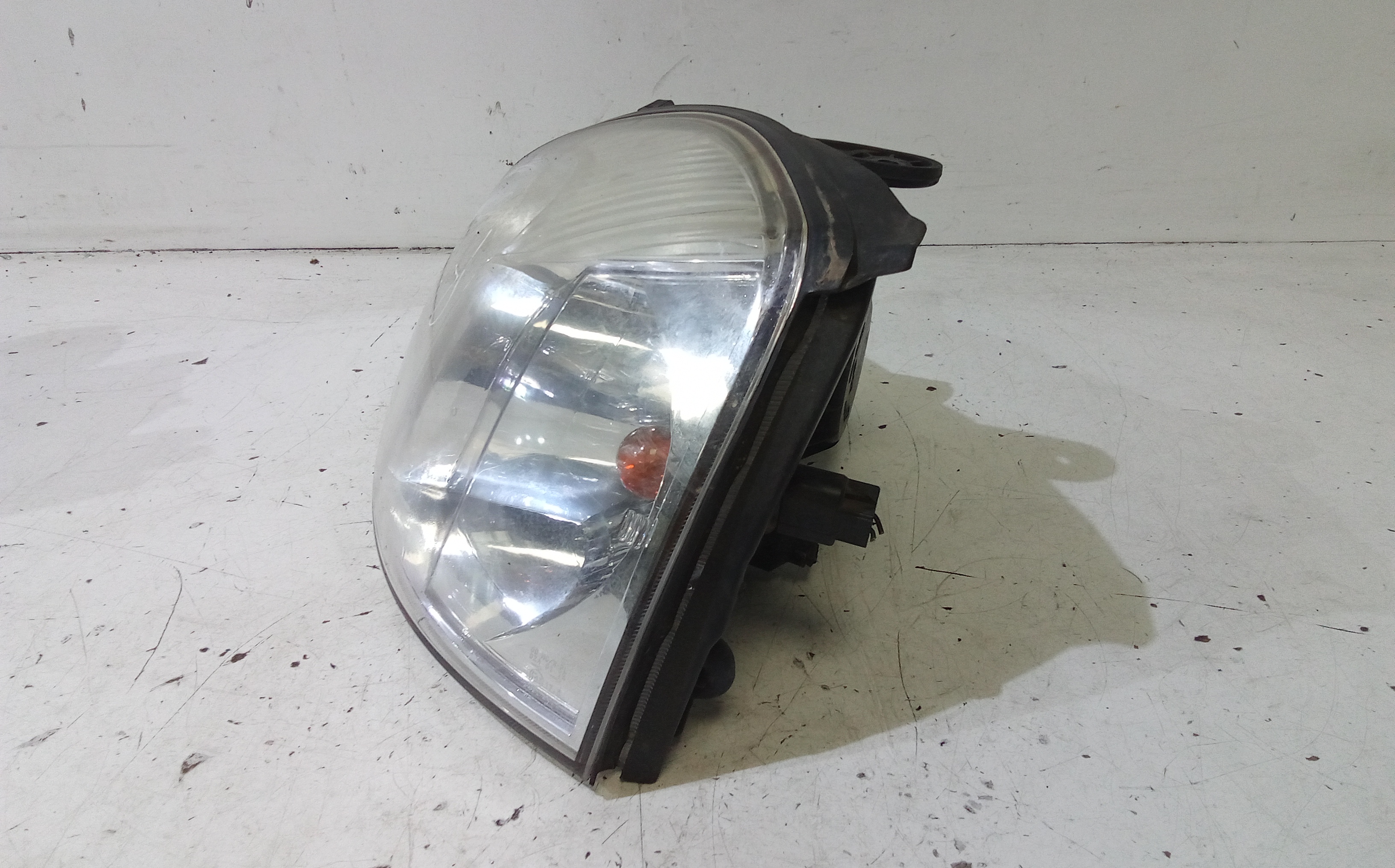 Faro anteriore Sinistro Guida per Kia Rio 2 Serie (2003 - 2005)