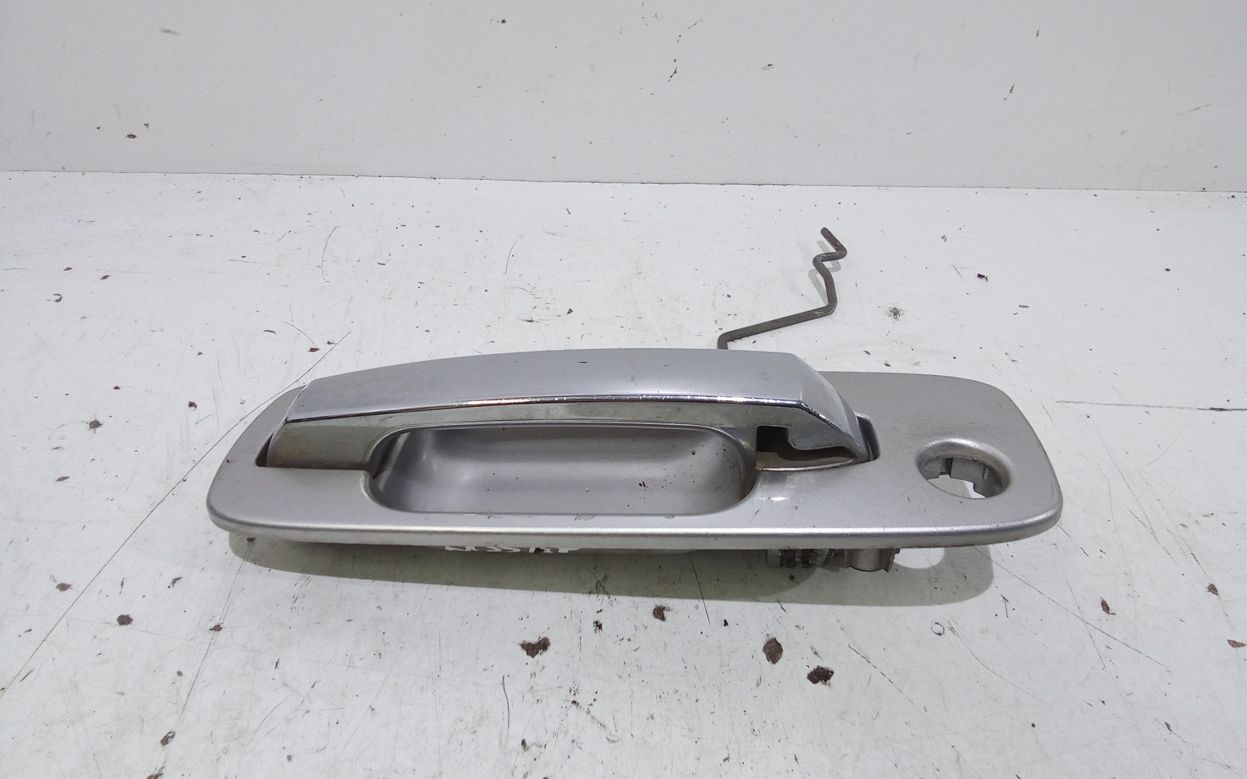 Maniglia esterna Anteriore Sinistra per Nissan X-trail 1 Serie (2001 - 2007)