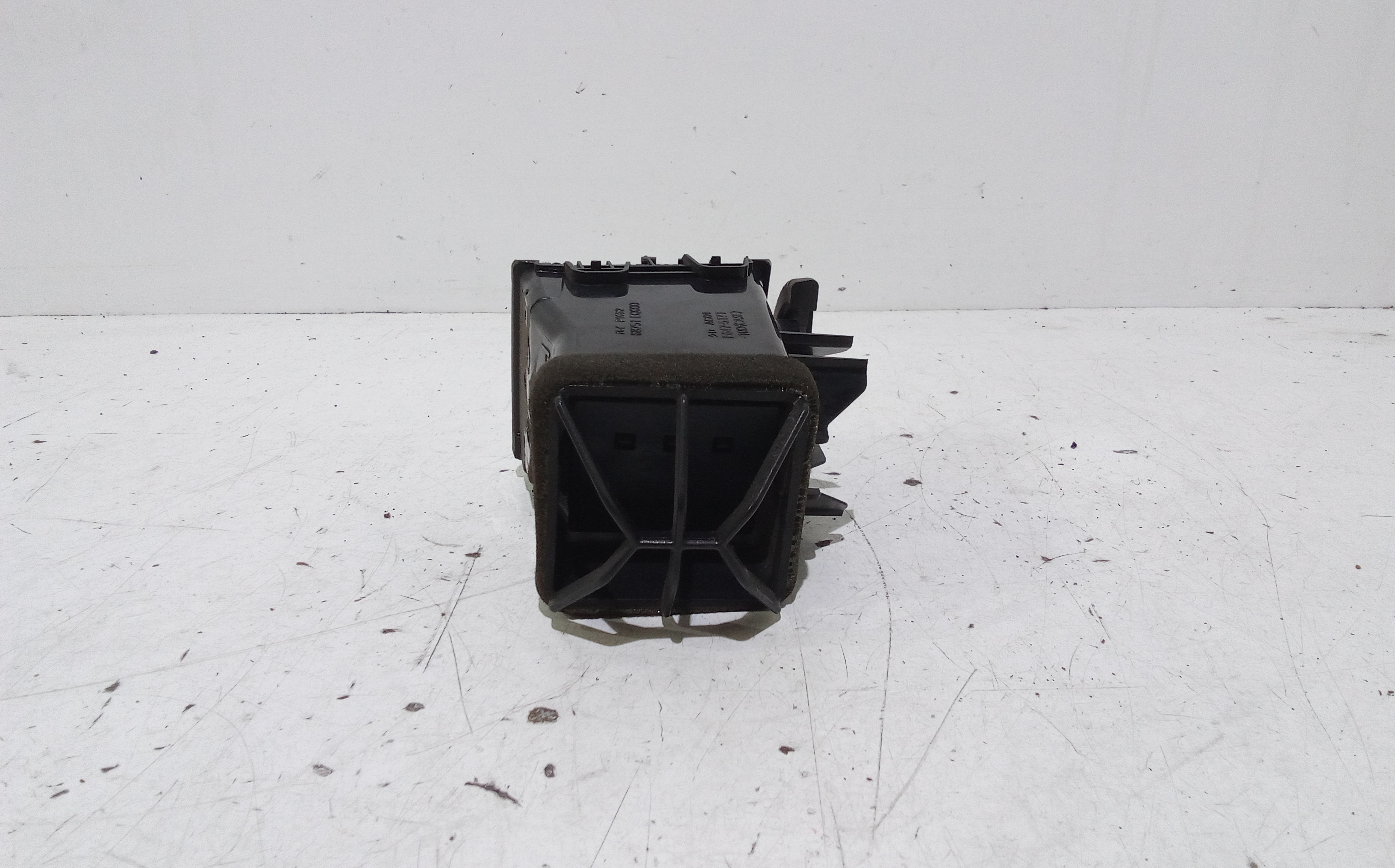 Bocchetta aria cruscotto lato guida per Nissan X-trail 1 Serie (2001 - 2007)