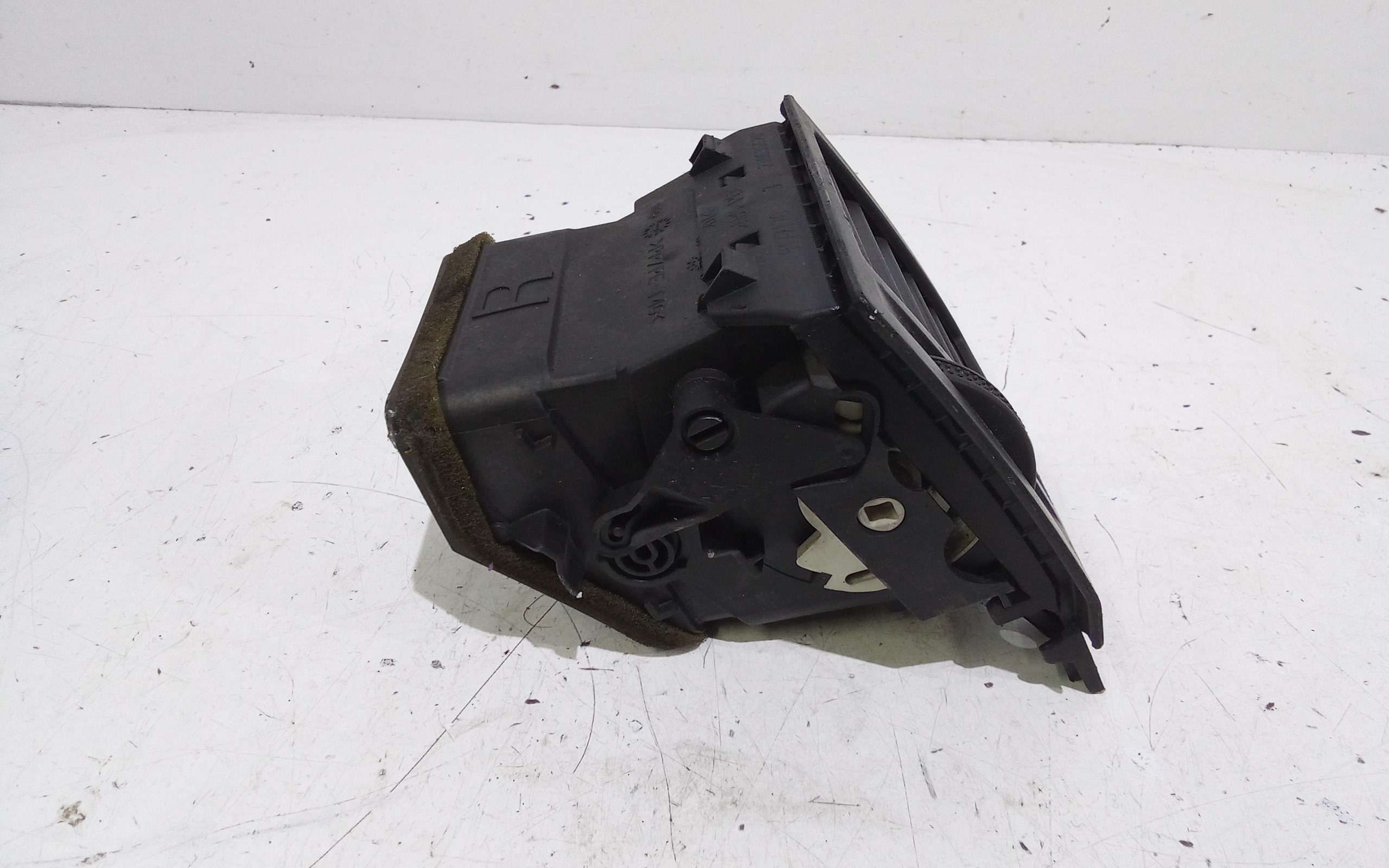 Bocchetta aria cruscotto lato passeggero per Opel Vectra C Berlina (2002 - 2005)