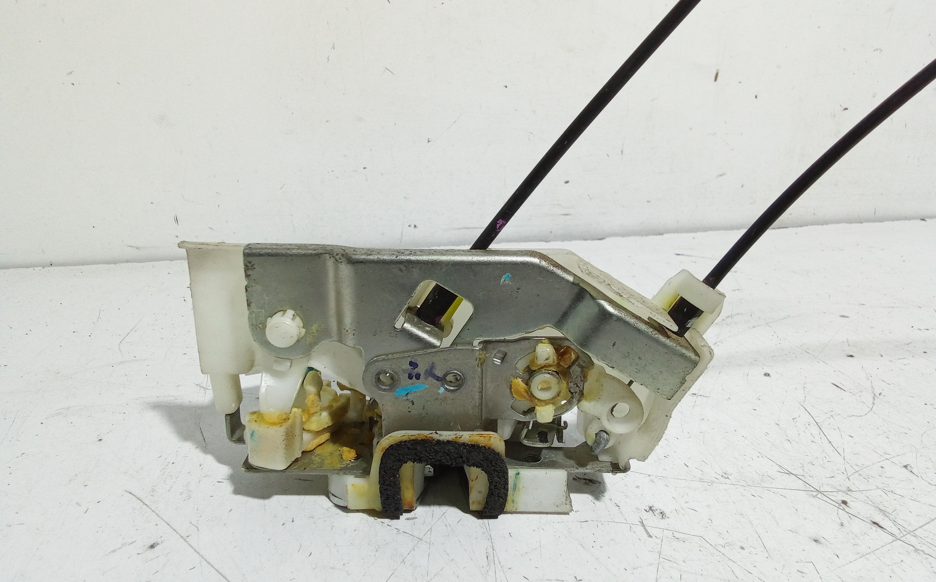 Serratura Anteriore Destra per Nissan Pixo 1 Serie (2009 - 2013)