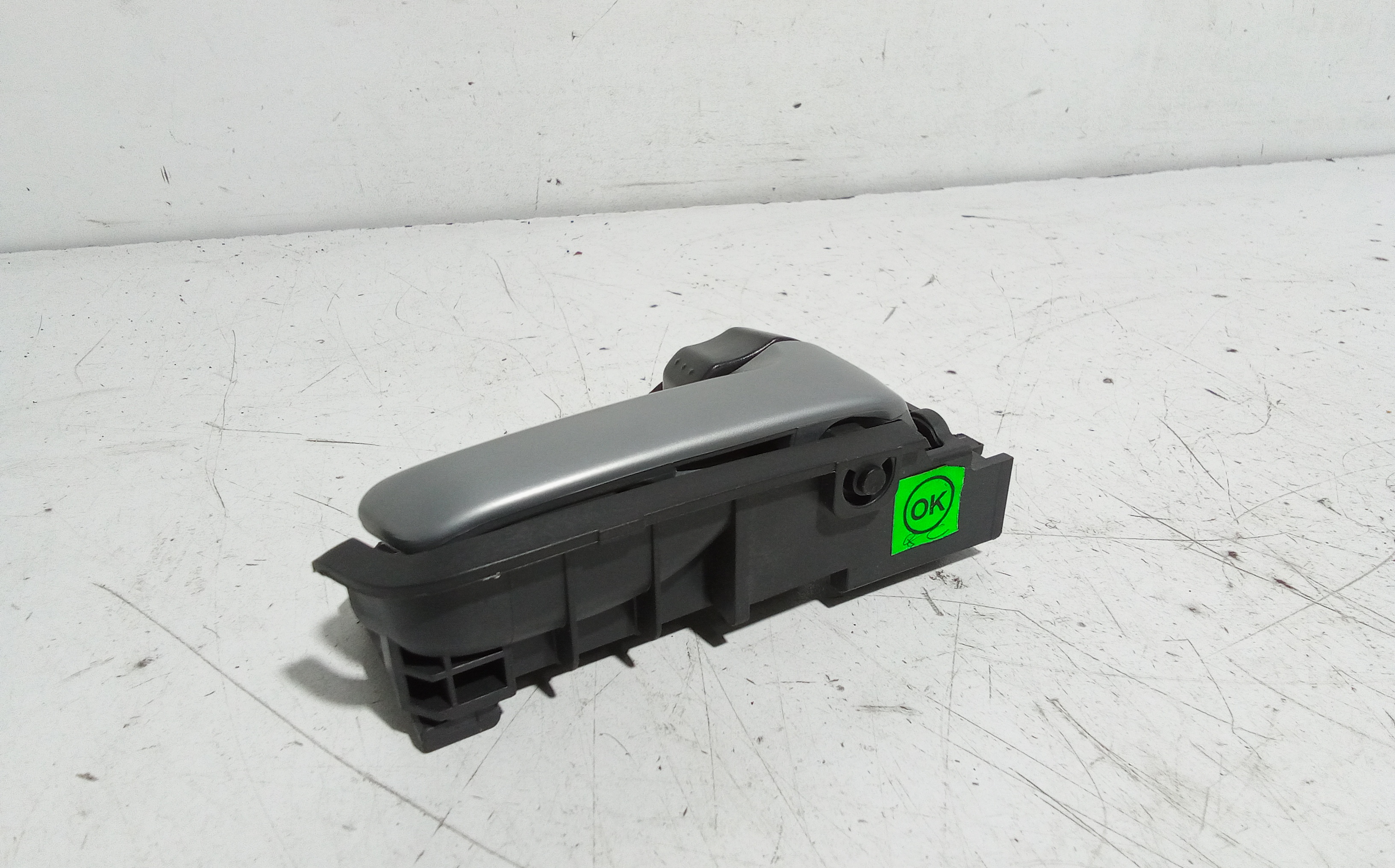 Maniglia interna Posteriore Destra per Nissan Pixo 1 Serie (2009 - 2013)