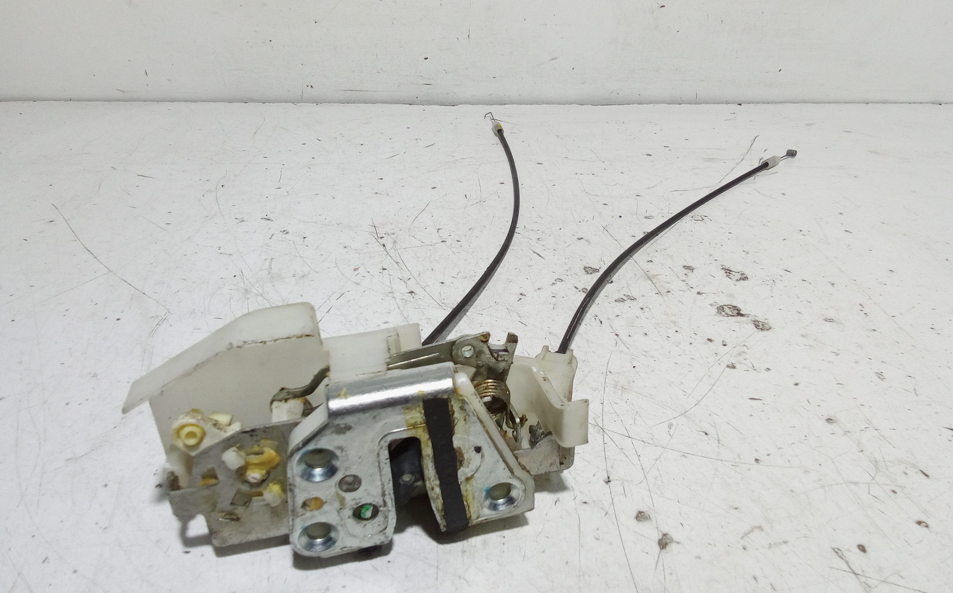 Serratura Posteriore Sinistra per Nissan Pixo 1 Serie (2009 - 2013)