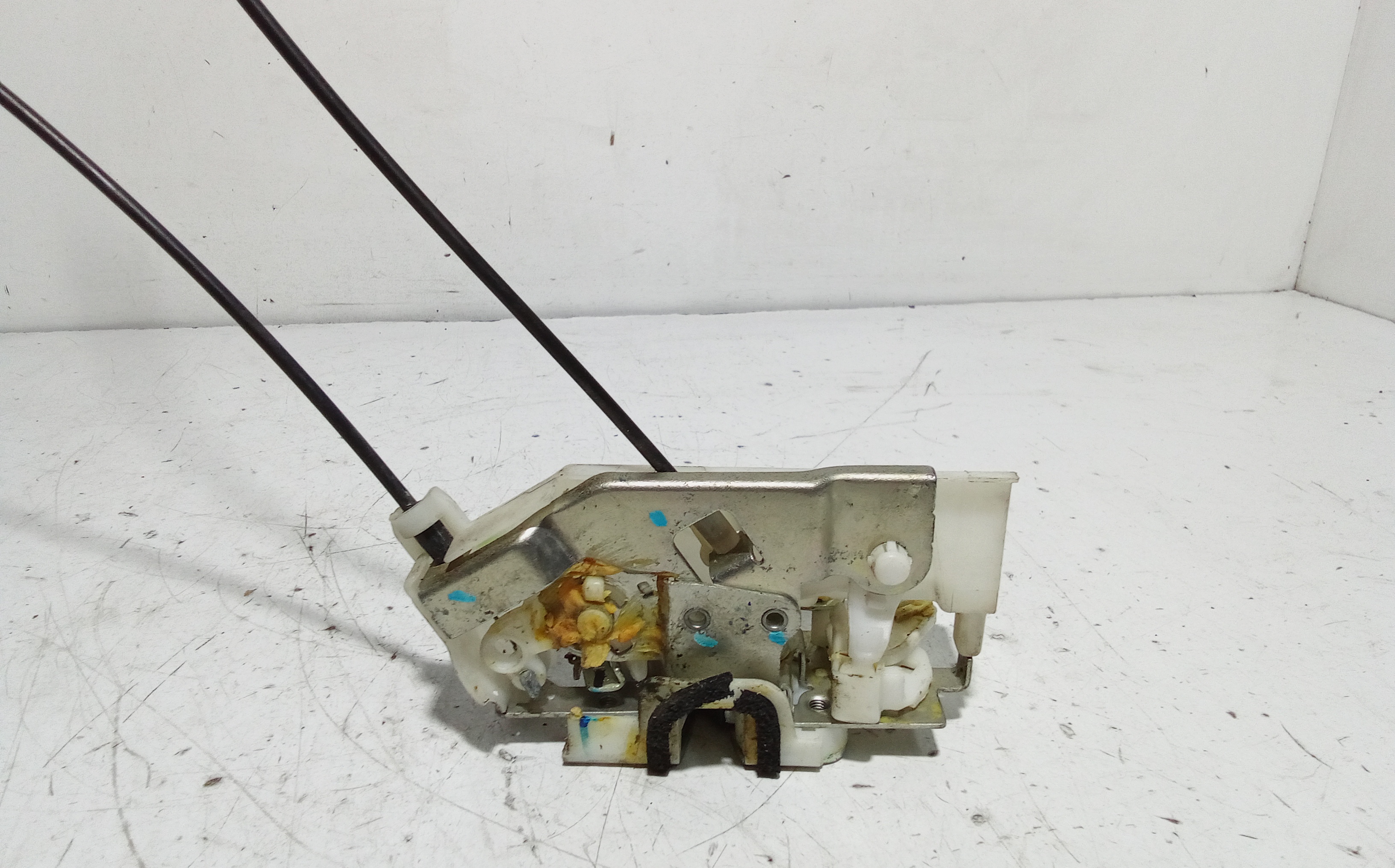 Serratura Posteriore Sinistra per Nissan Pixo 1 Serie (2009 - 2013)