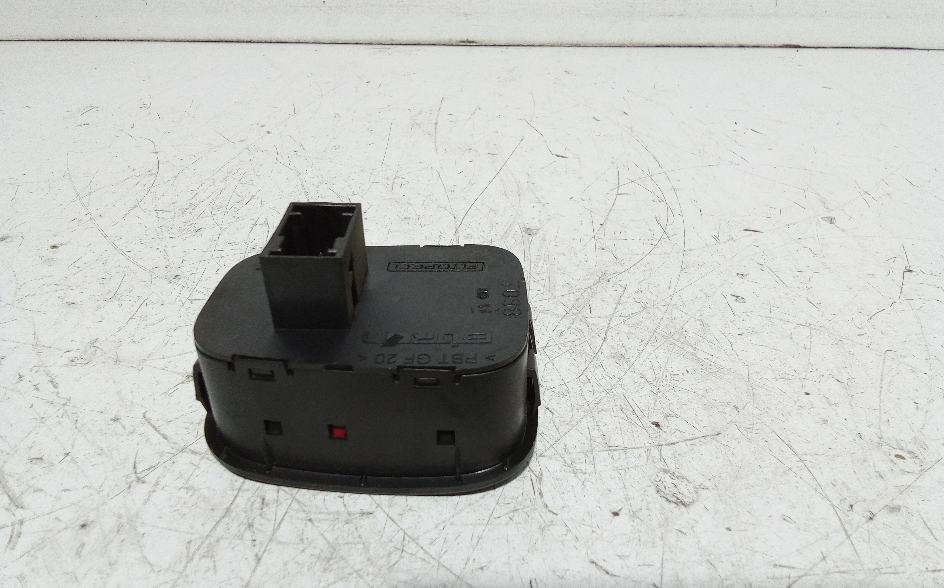 Pulsante luci di emergenza per Fiat Qubo 1 Serie (2008 - In produzione)