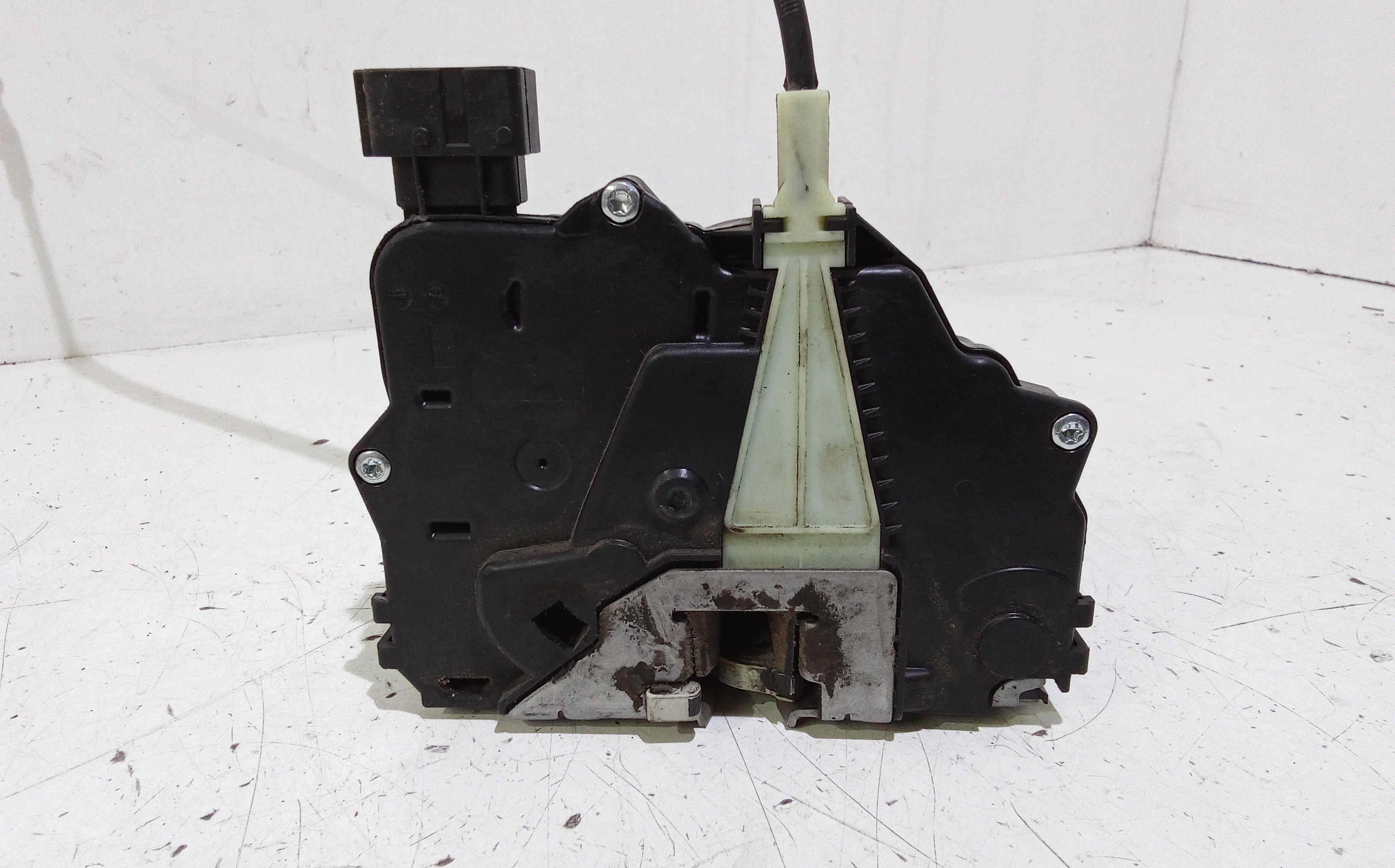 Serratura Anteriore Sinistra per Suzuki Swift 4 Serie (04>10) (2004 - 2010)