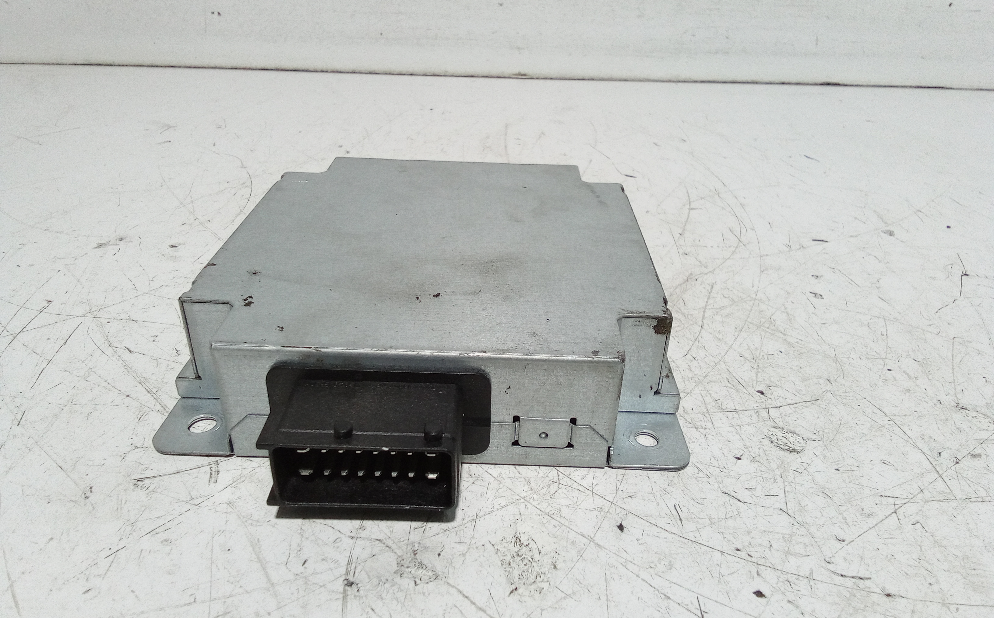 Centralina autoradio per Abarth 500 Fiat (2007 - In produzione)