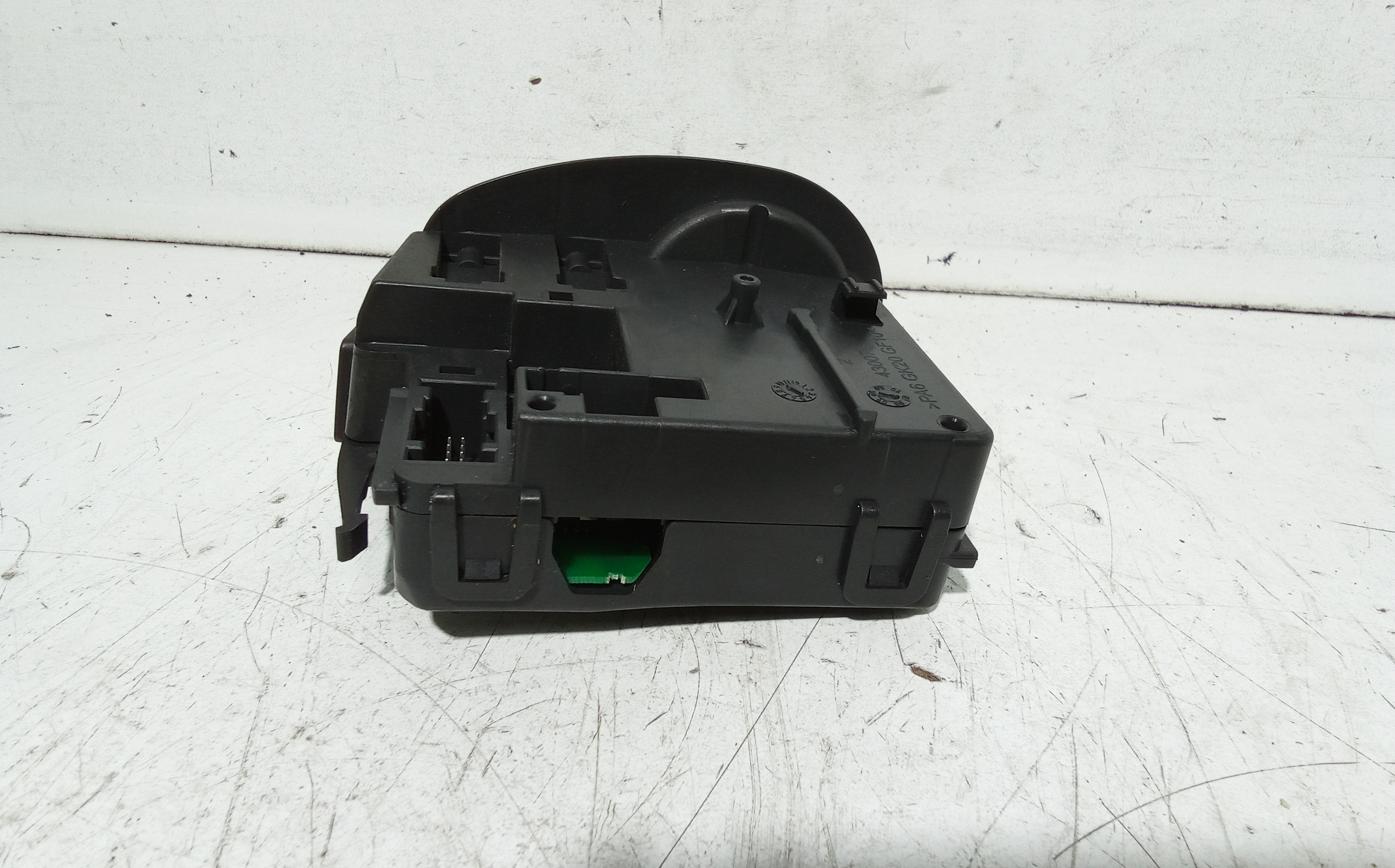 Devioluci destro per Renault Grand Modus 1 Serie (2008 - In produzione)