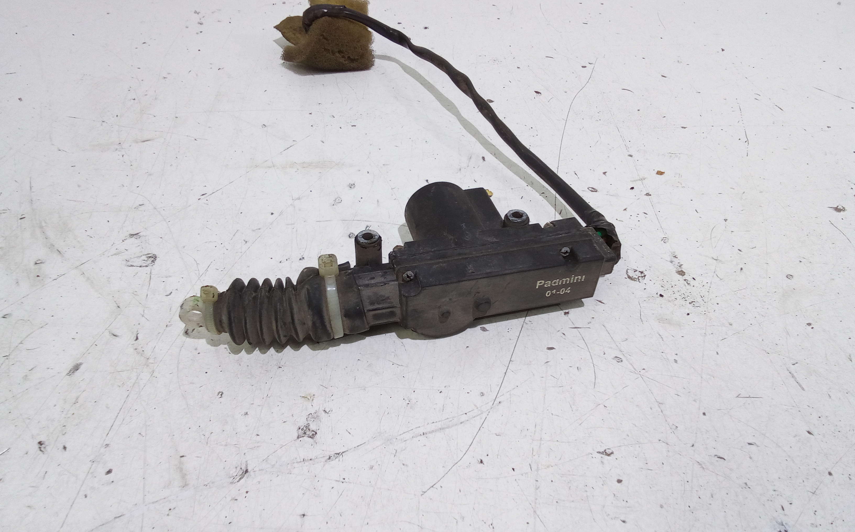 Attuatore porta portiera ant. sinistra per Tata Safari 1  Serie (1998 - 2006)