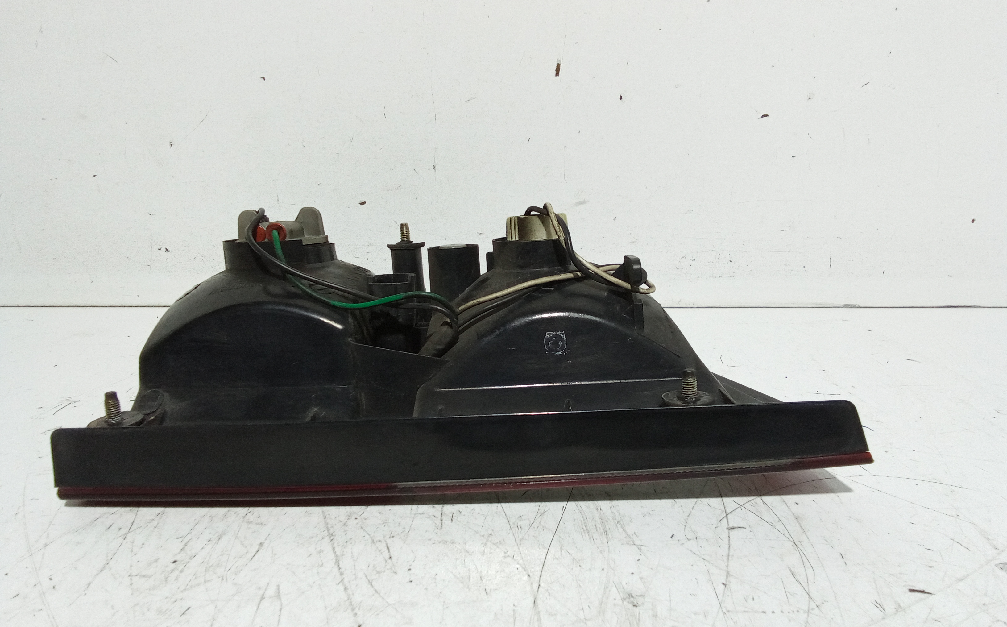 Stop Posteriore Destro Integrato nel Portello per Ssangyong Kyron 1 Serie (2005 - 2007)