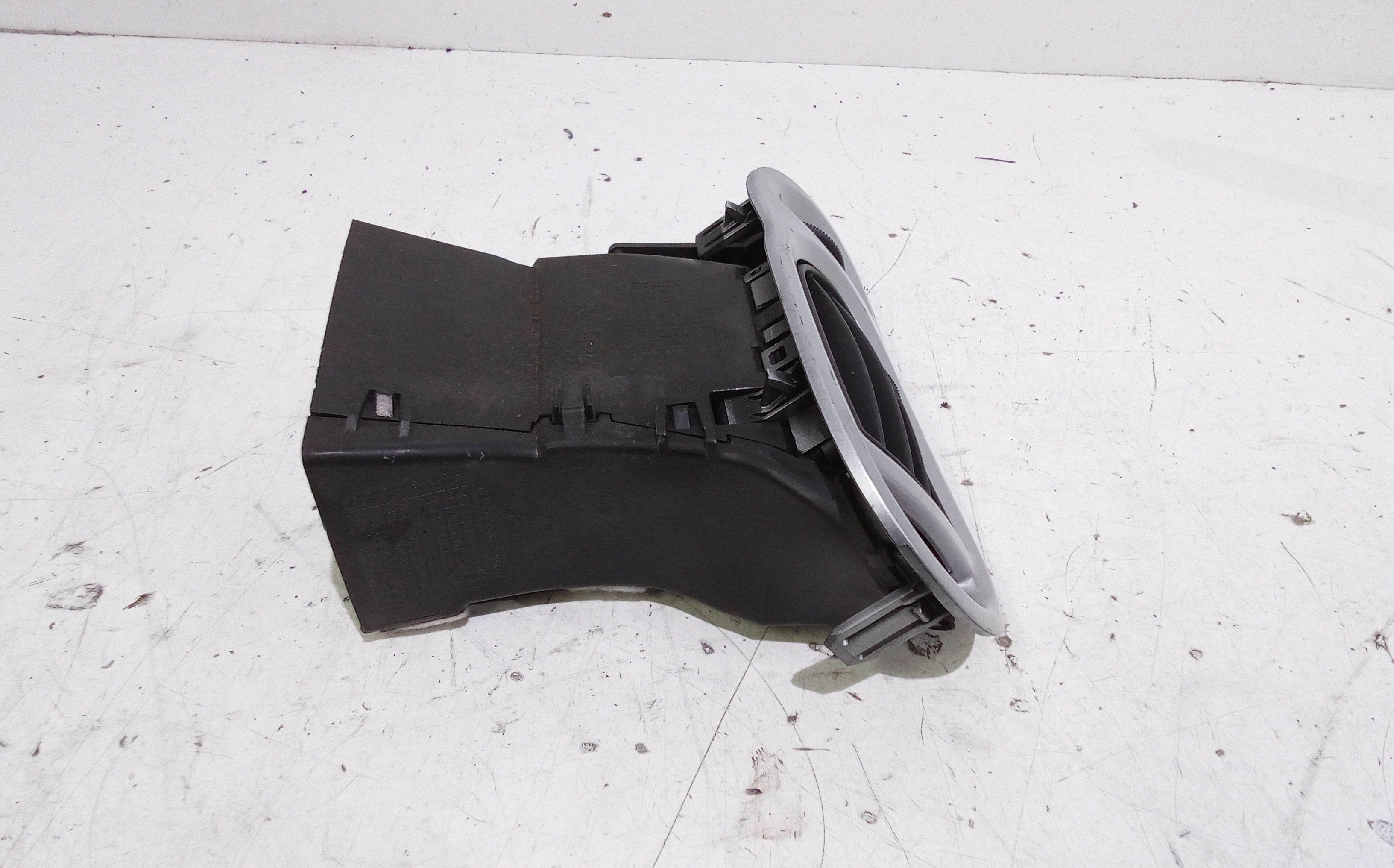 Bocchetta aria cruscotto lato passeggero per Renault Modus 2 Serie (2006 - In produzione)