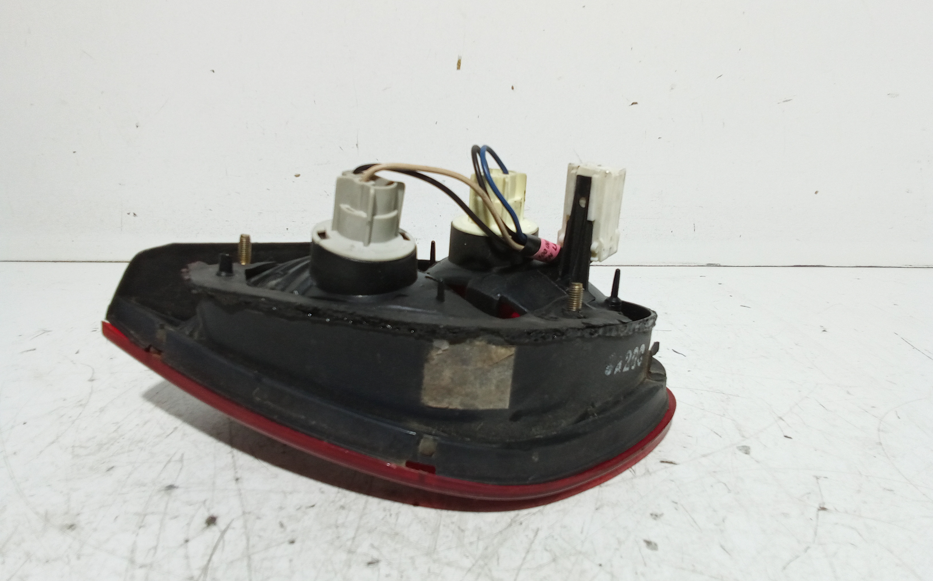 Stop Posteriore Sinistro Integrato nel Portello per Daewoo Lanos 1 Serie (1997 - 2002)