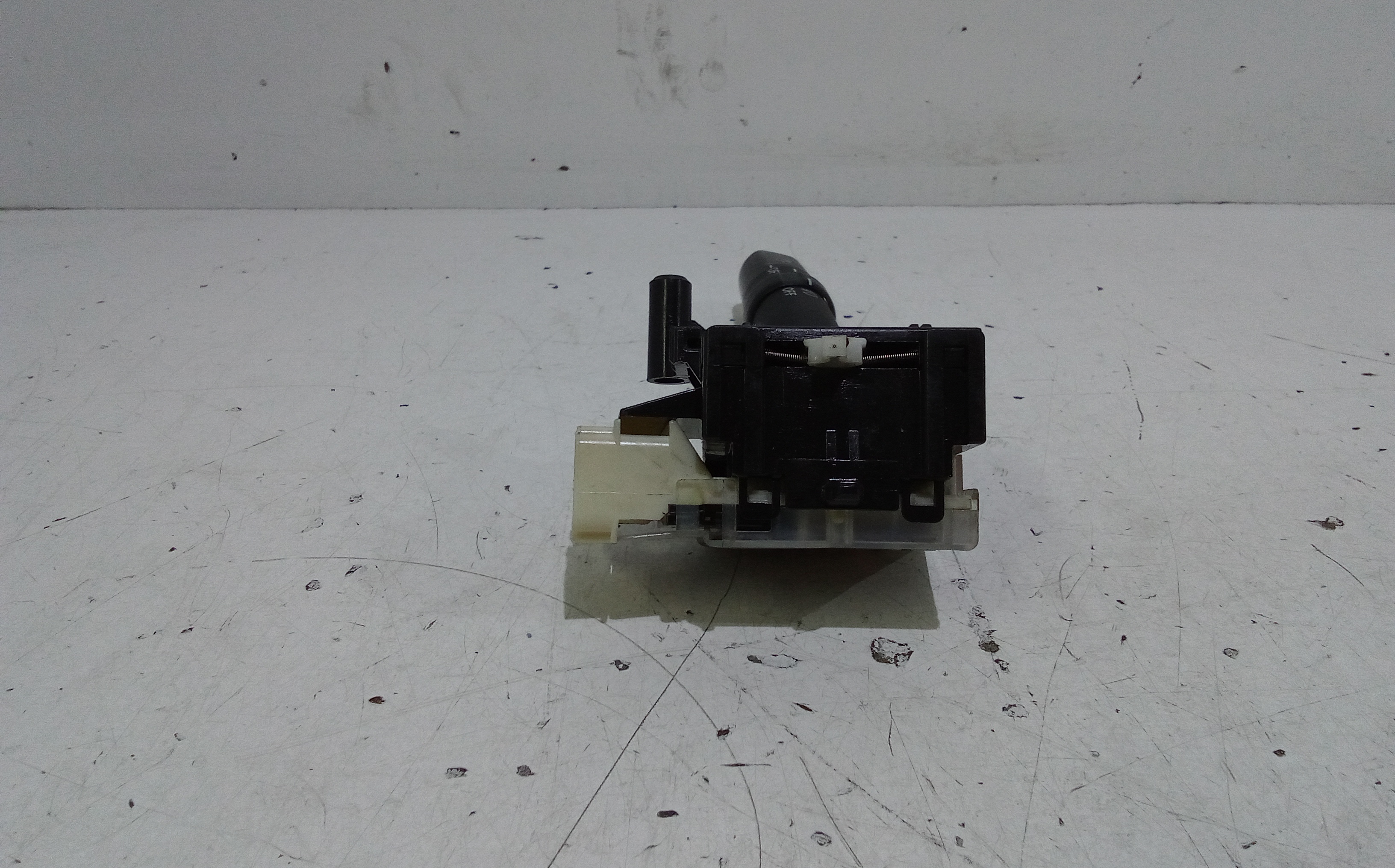 Devioluci sinistro per Toyota Corolla Verso 2 Serie (2004 - 2009)