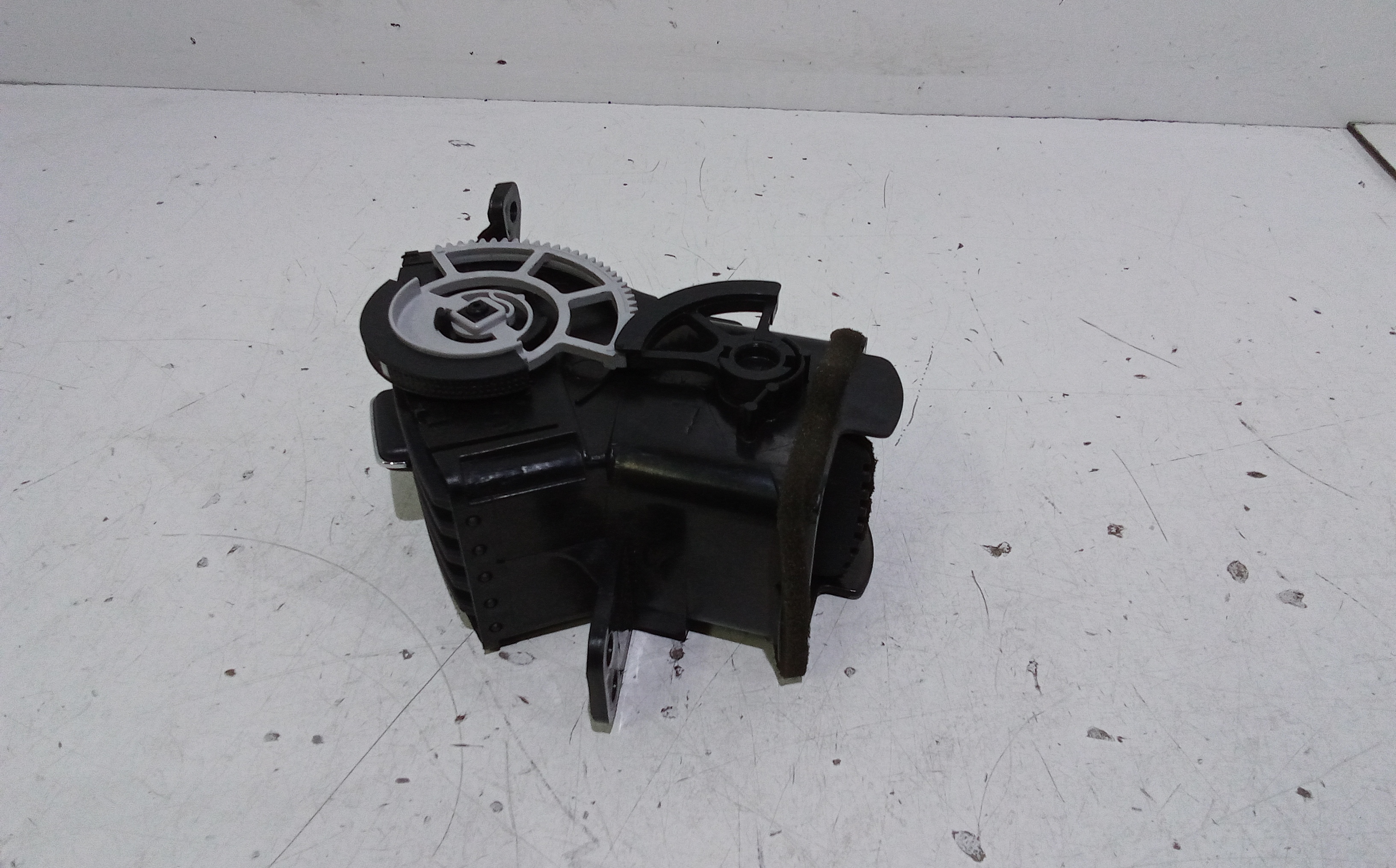 Bocchetta aria cruscotto lato guida per Toyota Corolla Verso 2 Serie (2004 - 2009)