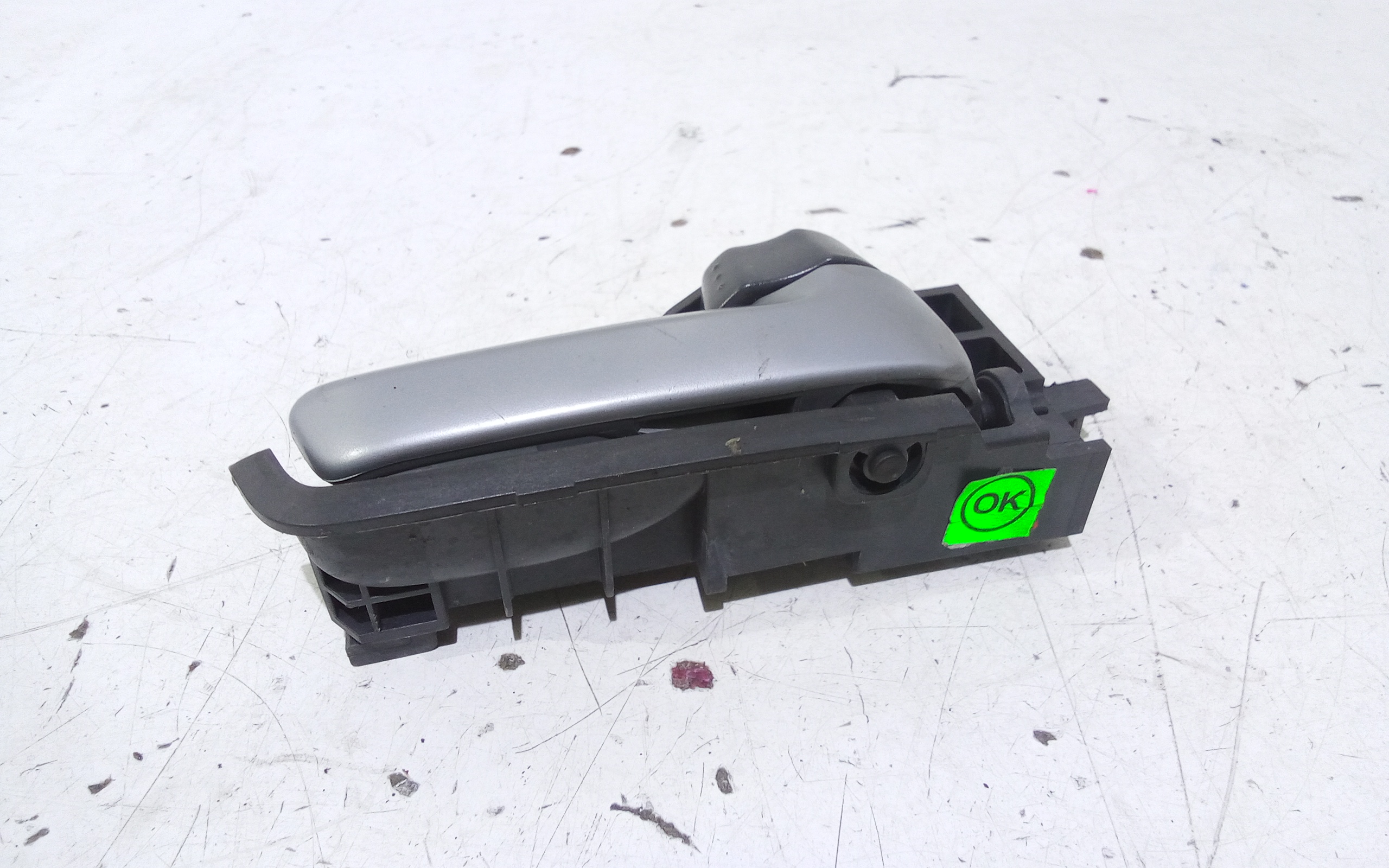 Maniglia interna Anteriore Destra per Nissan Pixo 1 Serie (2009 - 2013)