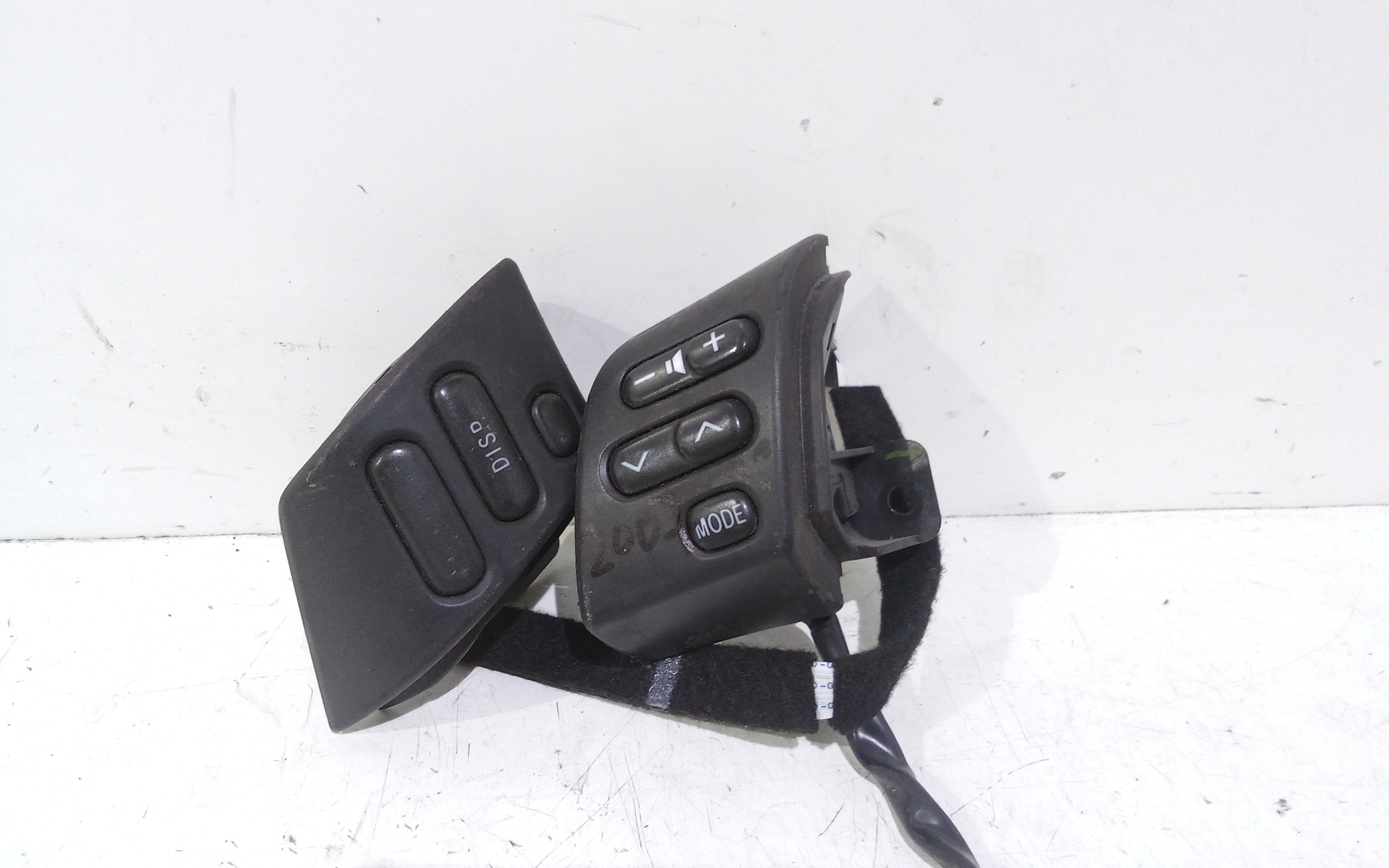 Comandi al volante multifunzione per Toyota Corolla Verso 2 Serie (2004 - 2009)