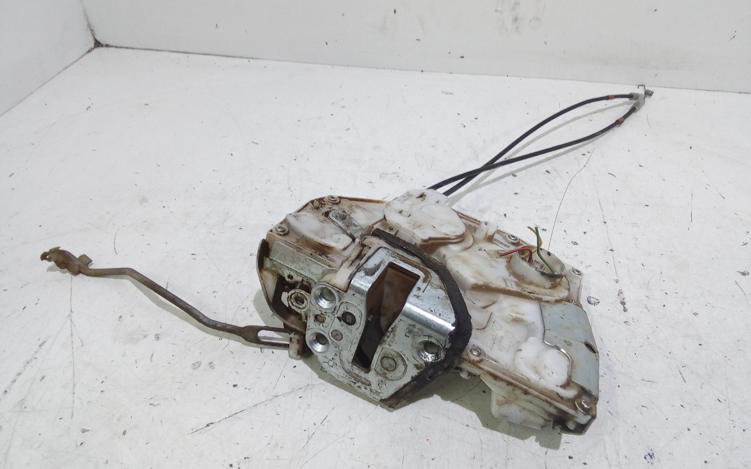 Serratura Anteriore Destra per Suzuki Swift 4 Serie (04>10) (2004 - 2010)