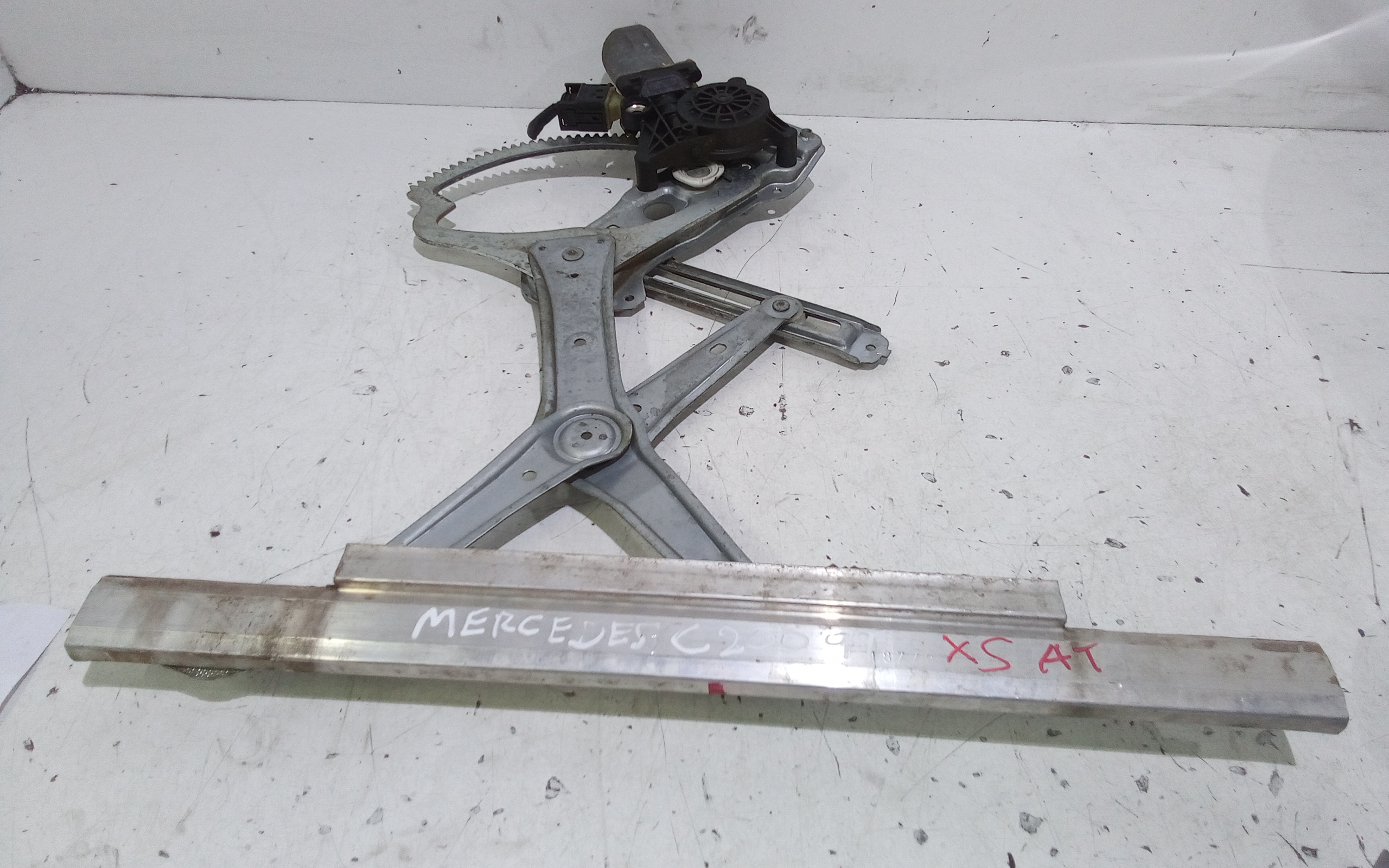 Cremagliera anteriore sinistra Guida per Mercedes Classe C Berlina W202 2 Serie (1997 - 2000)