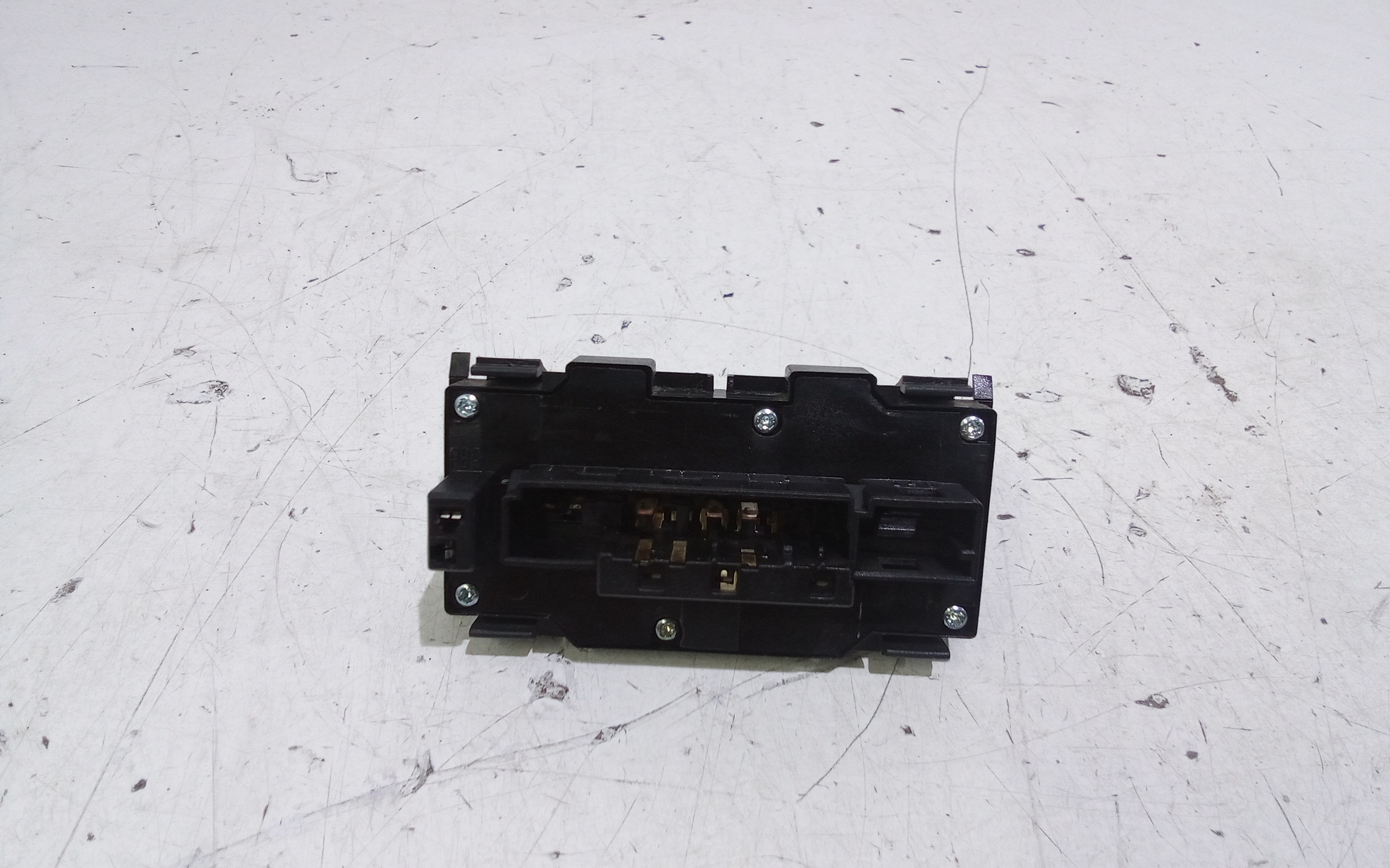 Pulsante luci di emergenza per Mercedes Classe C Berlina W202 2 Serie (1997 - 2000)