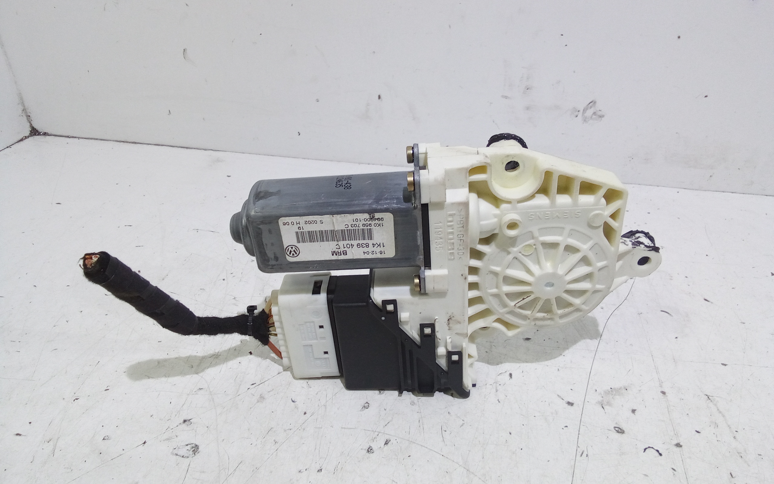 Motorino Alzavetro posteriore Sinistro per Volkswagen Golf 5 Berlina (03>08) (2003 - 2008)