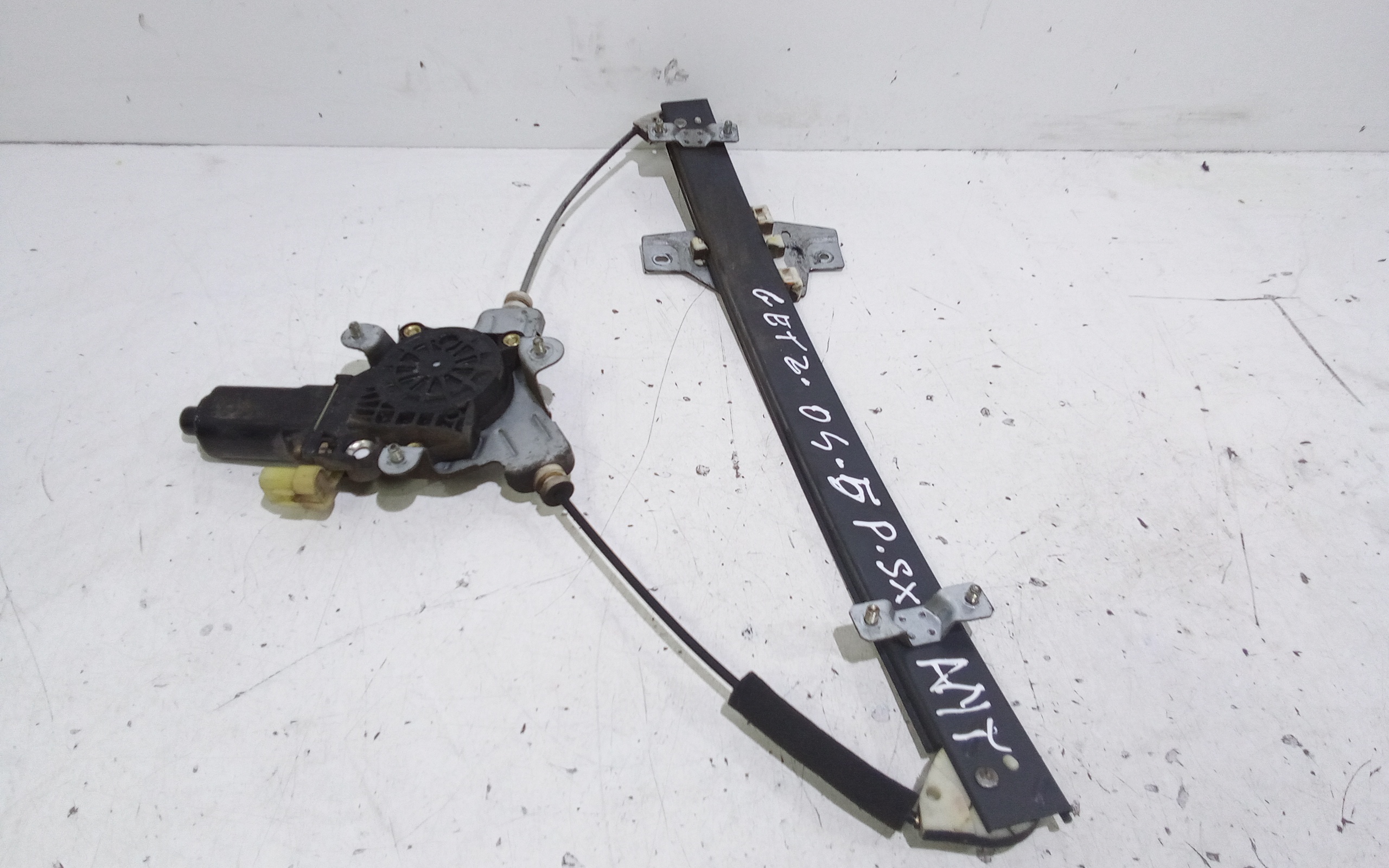 Cremagliera anteriore sinistra Guida per Hyundai Getz 1 Serie (2002 - 2005)