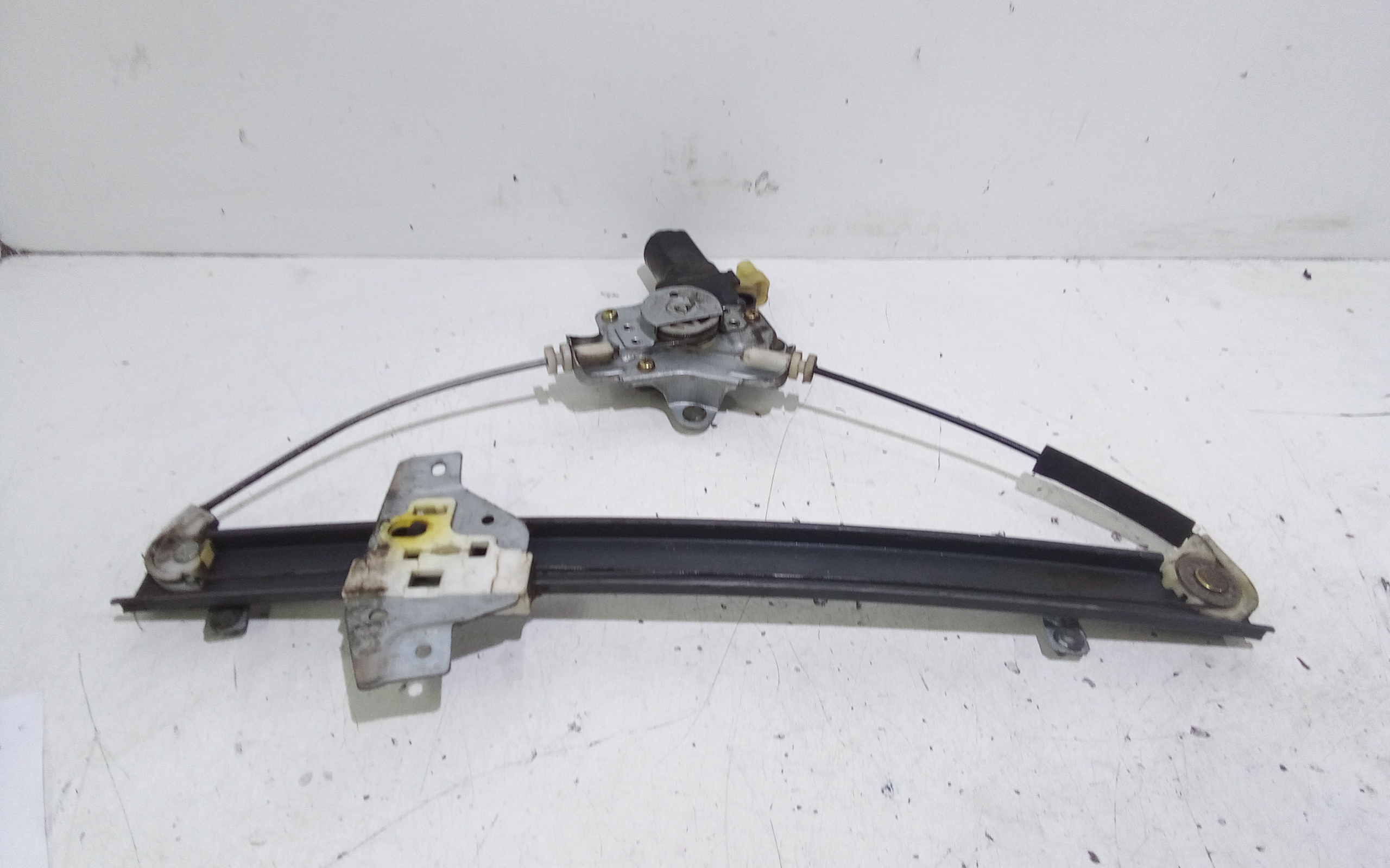 Cremagliera anteriore sinistra Guida per Hyundai Getz 1 Serie (2002 - 2005)