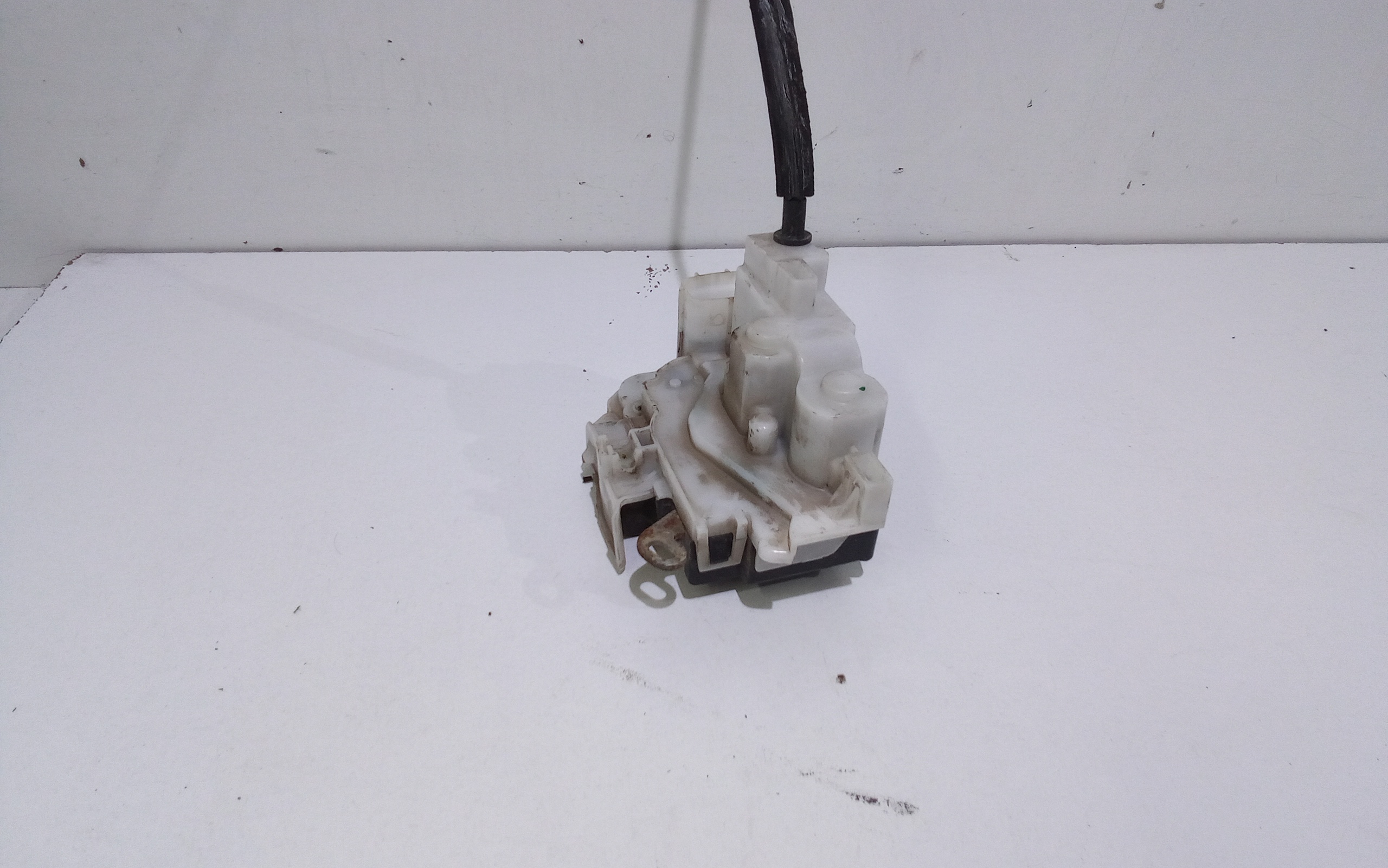 Serratura Anteriore Destra per Alfa Romeo 159 Sportwagon Serie (05>11) (2005 - 2011)