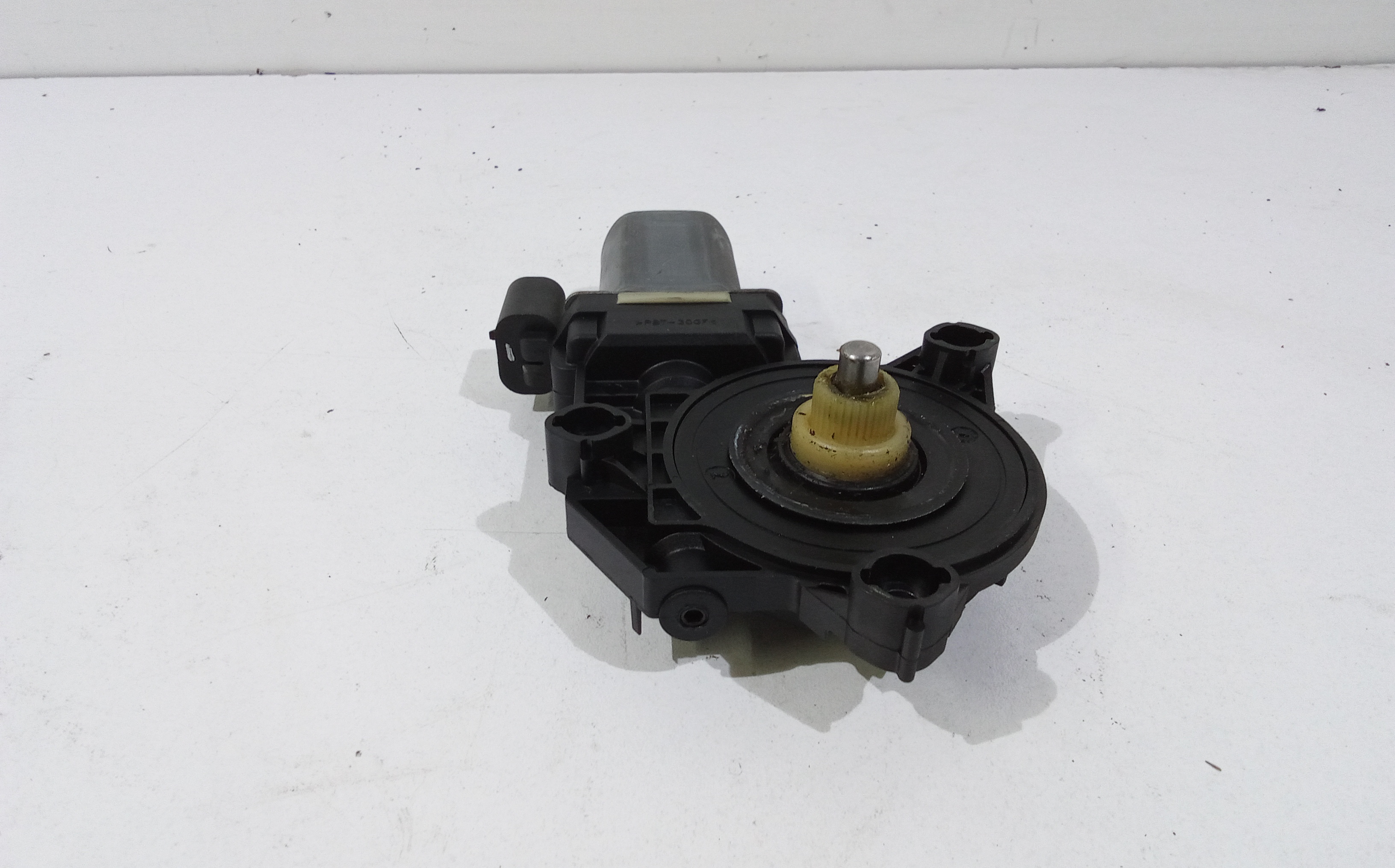 Motorino Alzavetro anteriore destra per Alfa Romeo 159 Berlina Serie (939_) (05>11) (2005 - 2011)