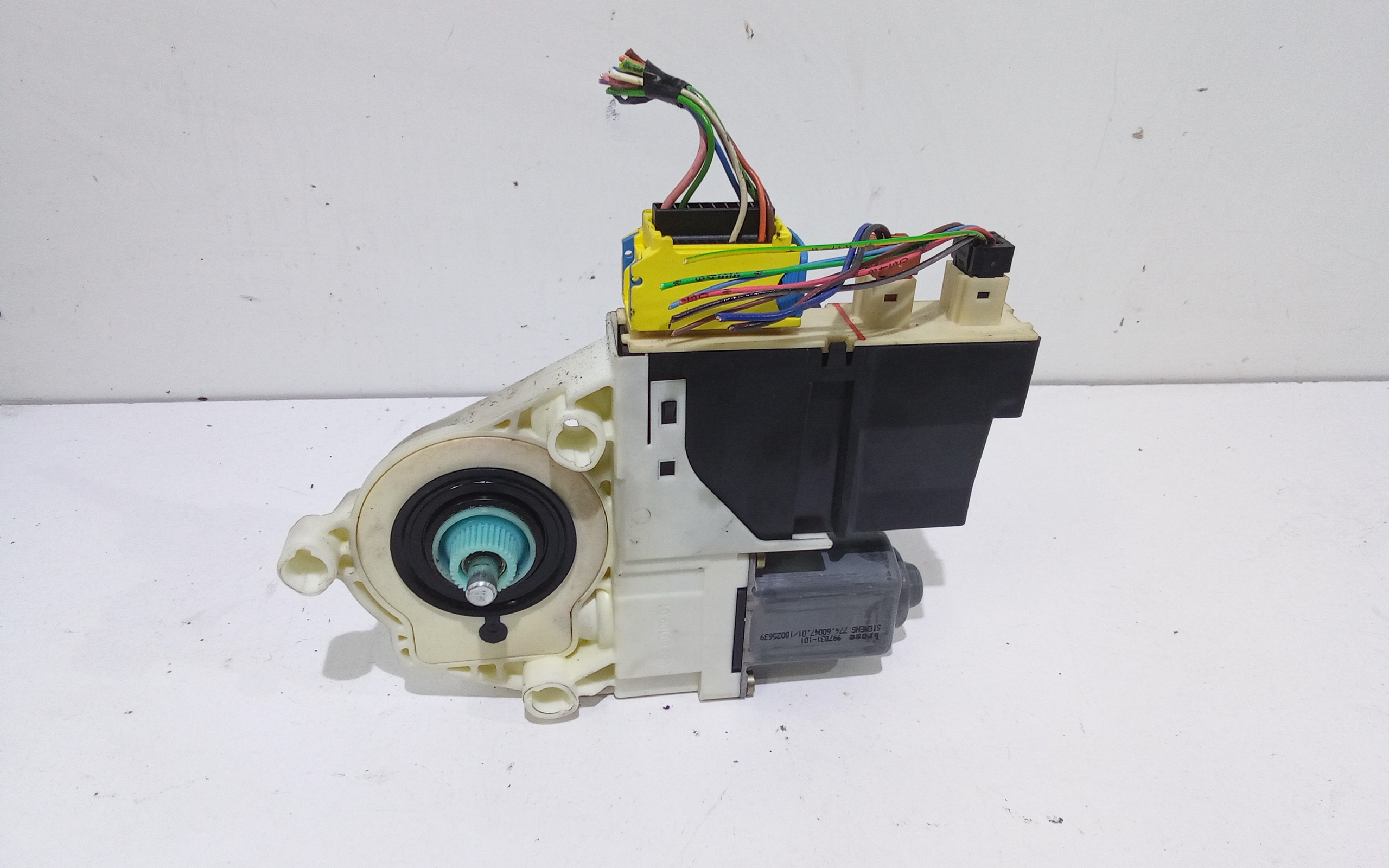 Motorino Alzavetro anteriore destra per Citroen C4 Berlina (2004 - 2008)