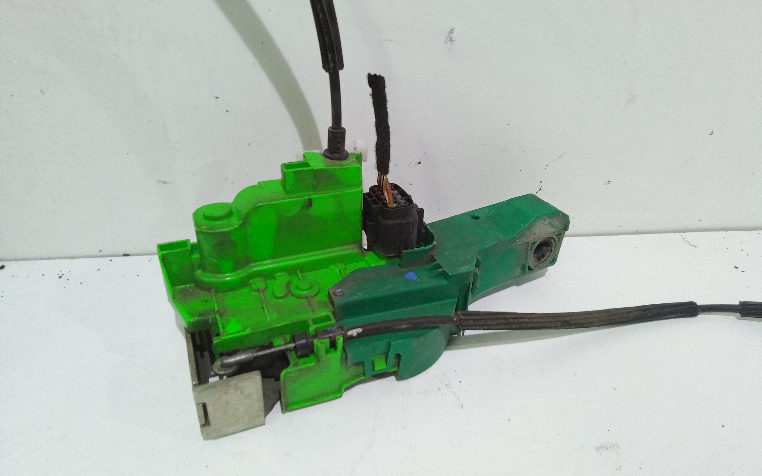 Serratura Anteriore Sinistra per Alfa Romeo Mito Serie (955_) (08>) (2008 - In produzione)