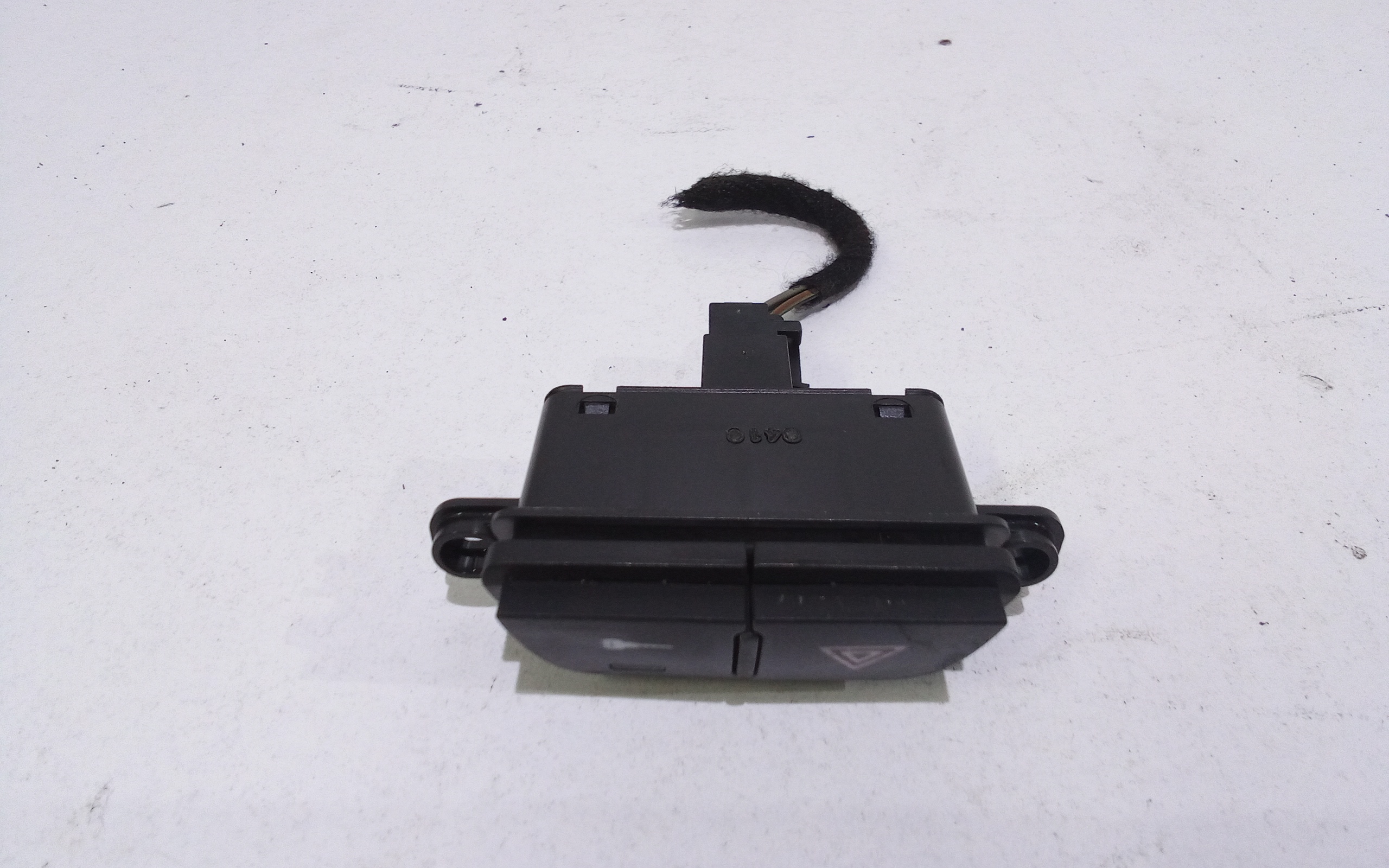 Pulsante luci di emergenza per Alfa Romeo Mito Serie (955_) (08>) (2008 - In produzione)