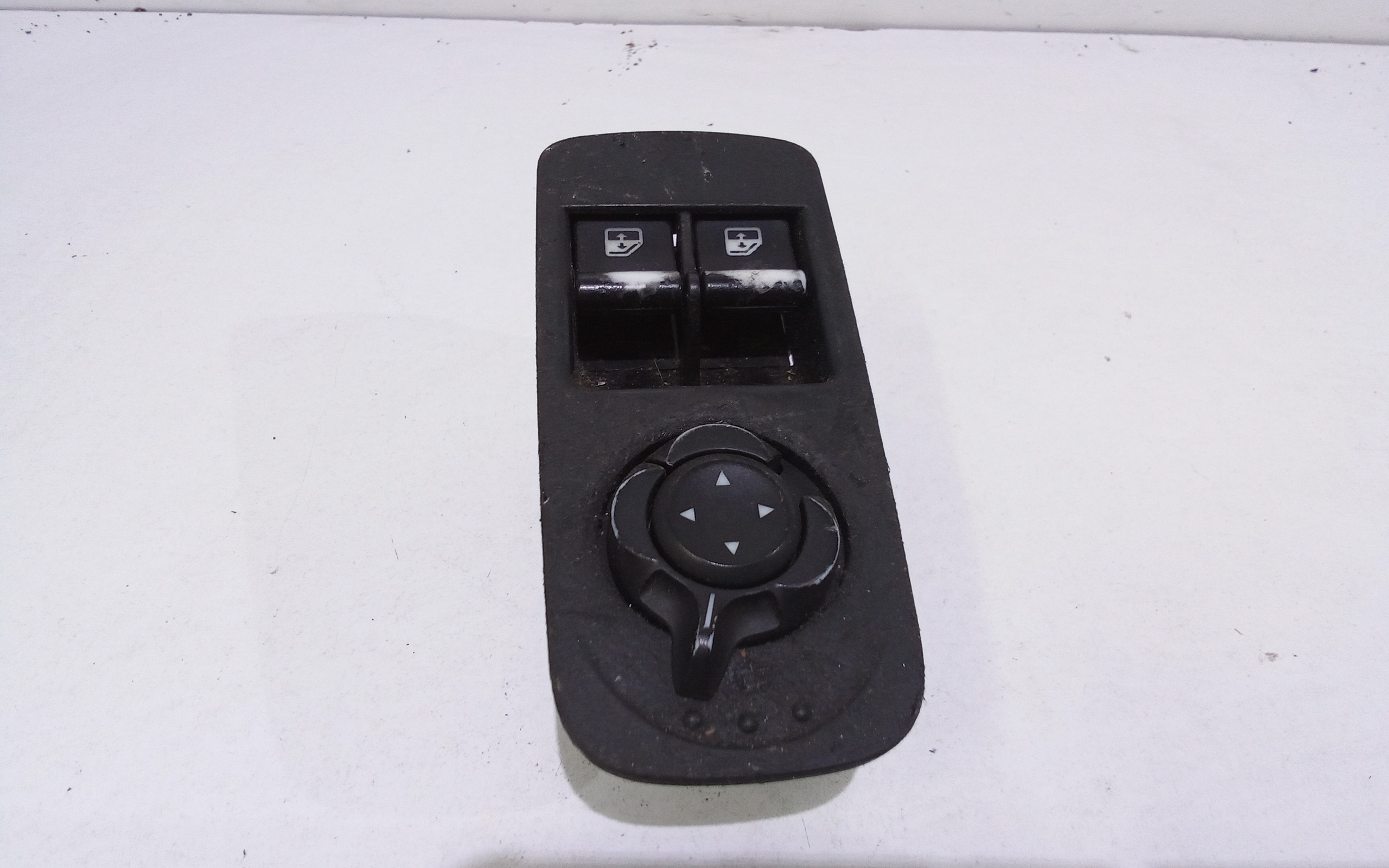 Pulsantiera anteriore sinistra Guida per Alfa Romeo Mito Serie (955_) (08>) (2008 - In produzione)